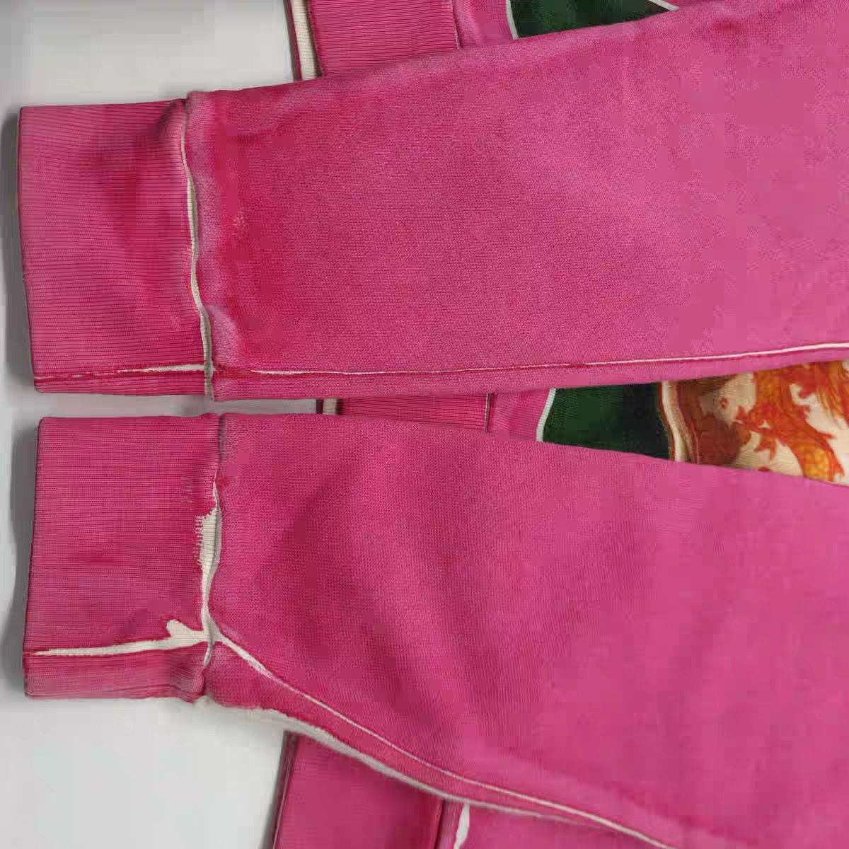 Gucci Gucci Cat Graphic Sweatshirt in Pink - dmc Size US M / EU 48-50 / 2 - 2 Thumbnail