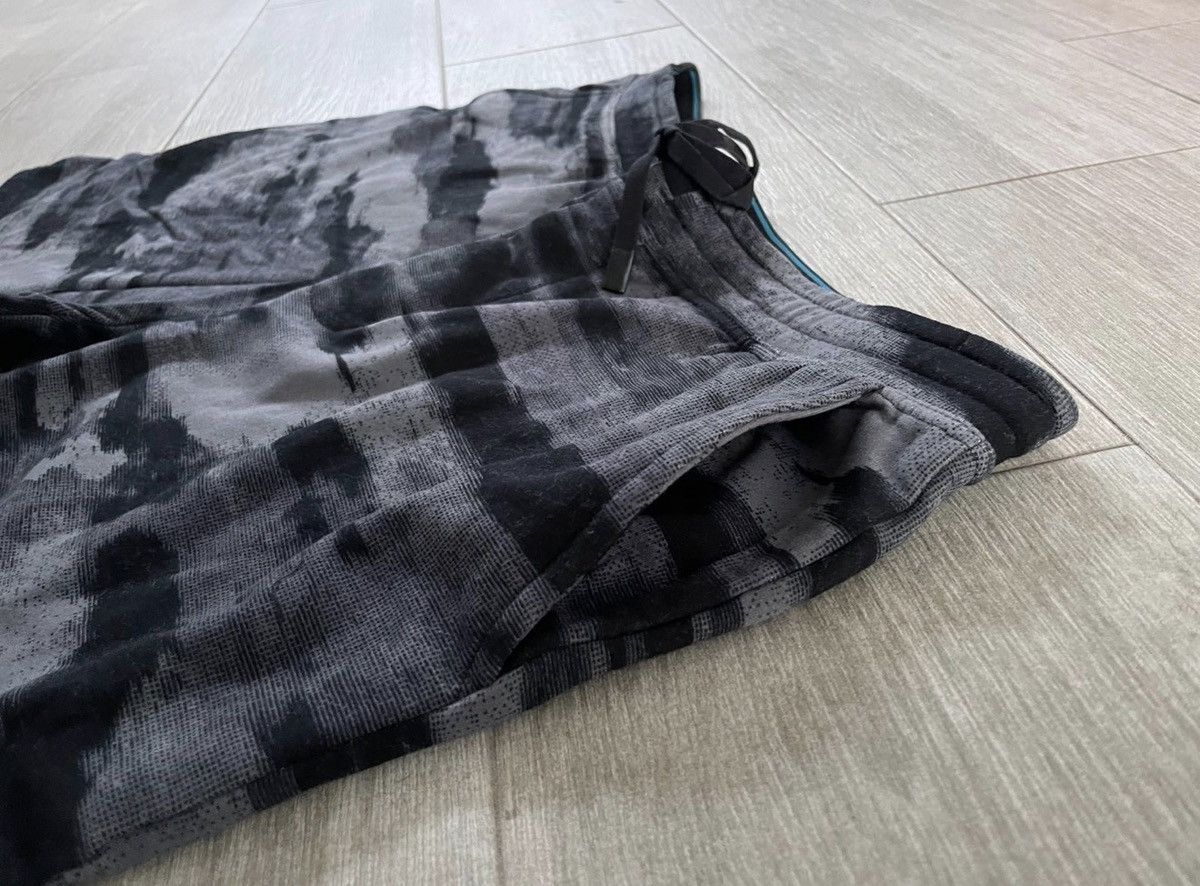 Stance Socks Stance Shelter Short with Butter Blend Charcoal Size L Large Size US 36 / EU 52 - 2 Thumbnail