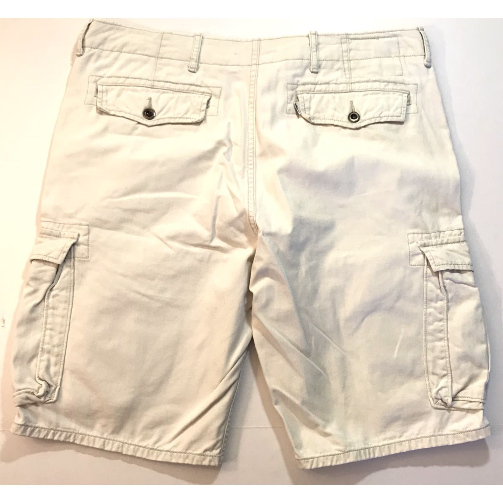 Levi's Levi's Cargo Shorts Men 34 Casual Solid Beige Cotton Canvas Pockets 34 Regular Classic Outdoor Shorts Size US 34 / EU 50 - 3 Thumbnail
