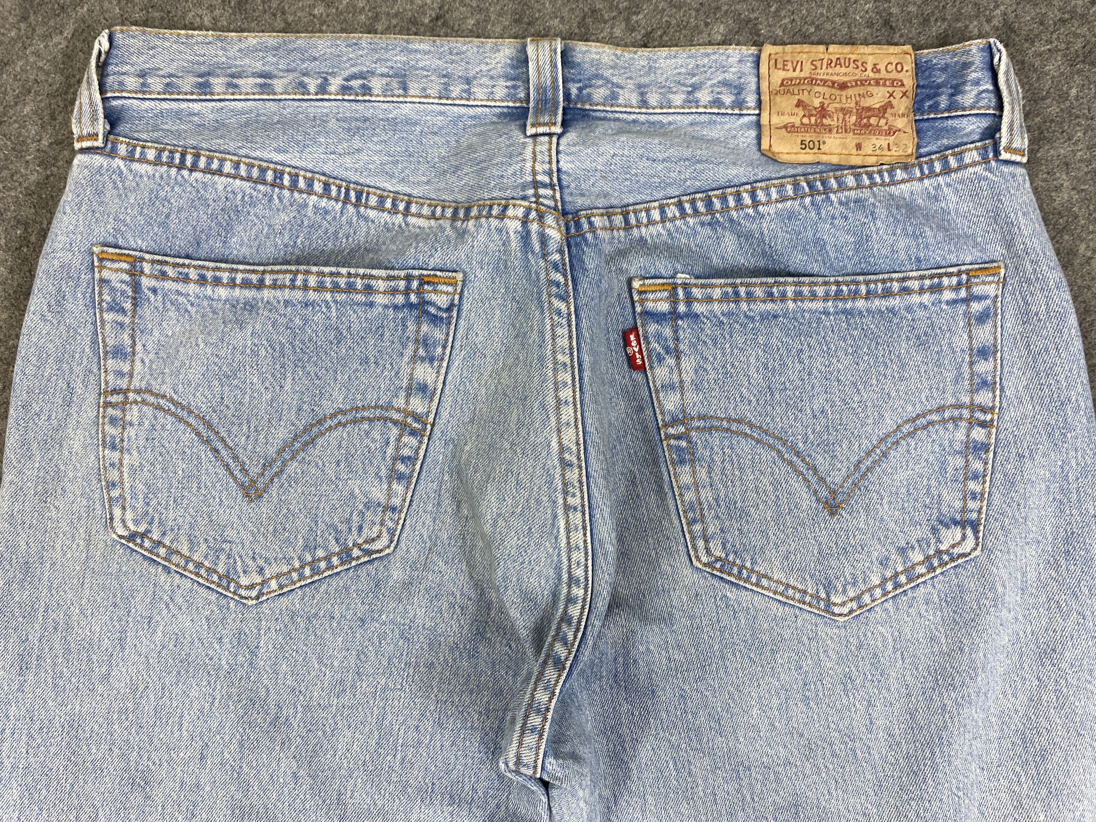 Levi's Light Blue Wash Vintage Levis 501 Denim Jeans 35x27 - JN3160 Size US 35 - 4 Thumbnail