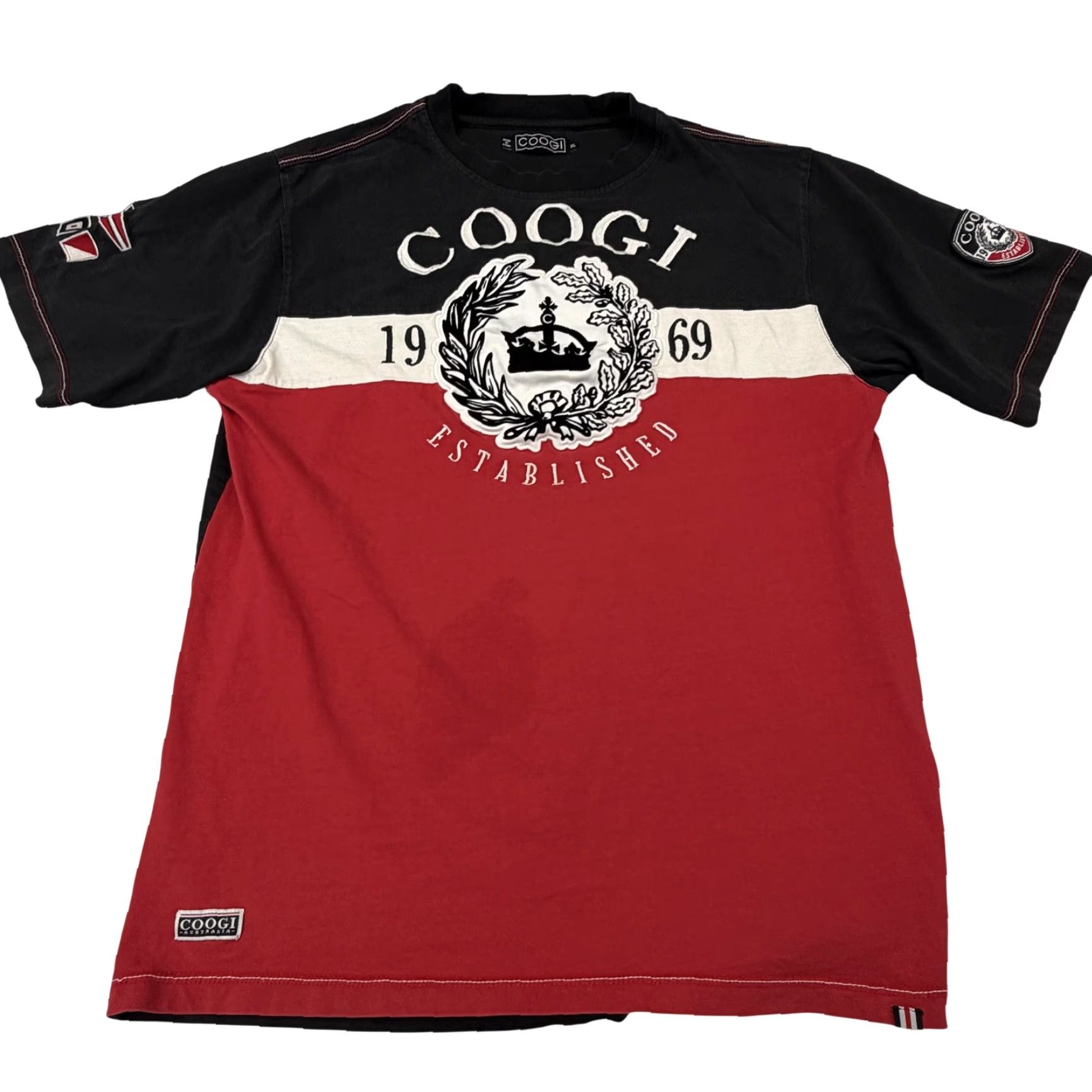 Coogi VINTAGE Coogi Shirt Mens XL Red Black Established 1969 Crest Graphic Streetwear Tee Size US XL / EU 56 / 4 - 2 Thumbnail