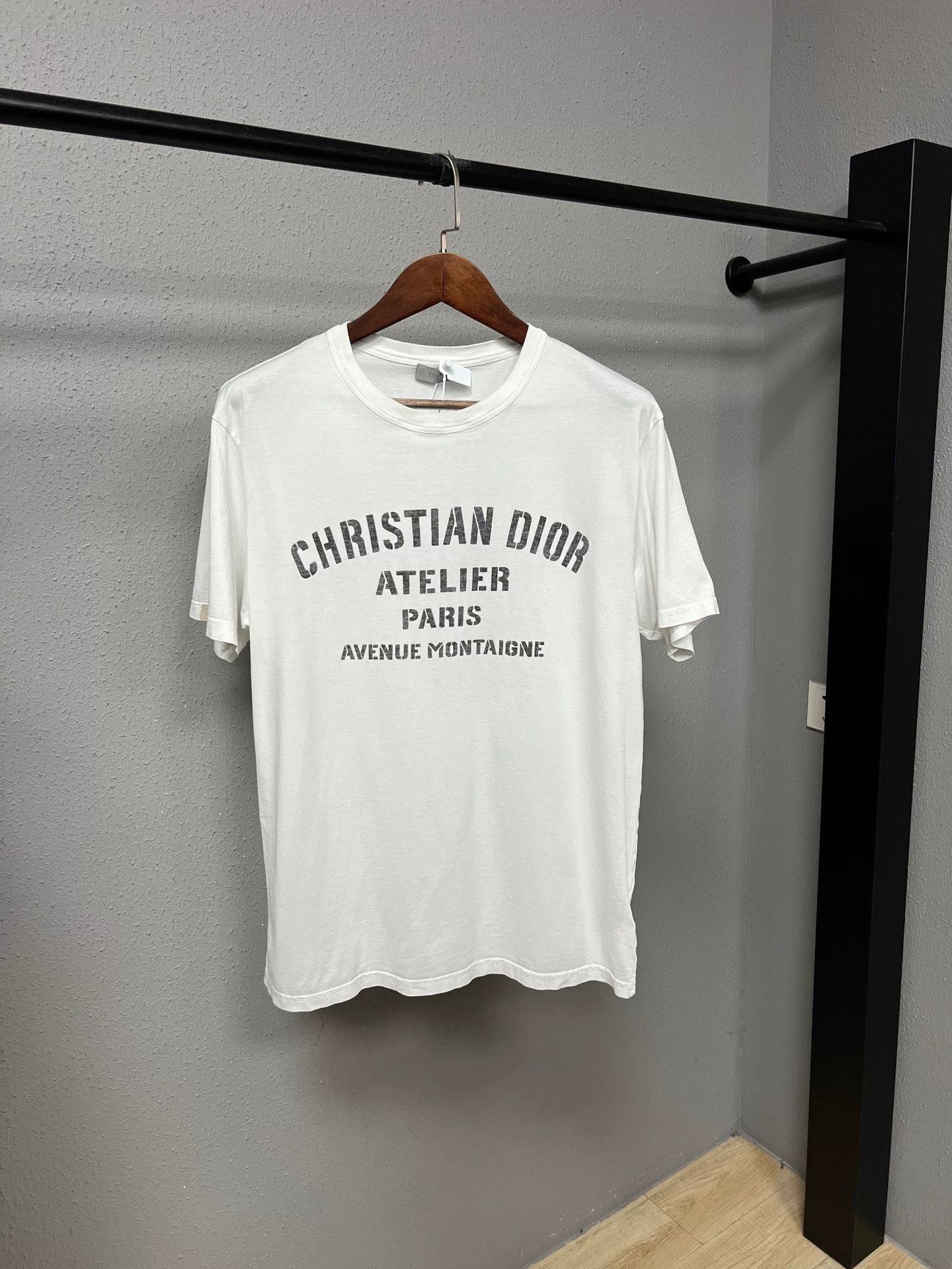 Dior Dior Short Sleeve T-Shirt in White Size US L / EU 52-54 / 3 - 1 Thumbnail