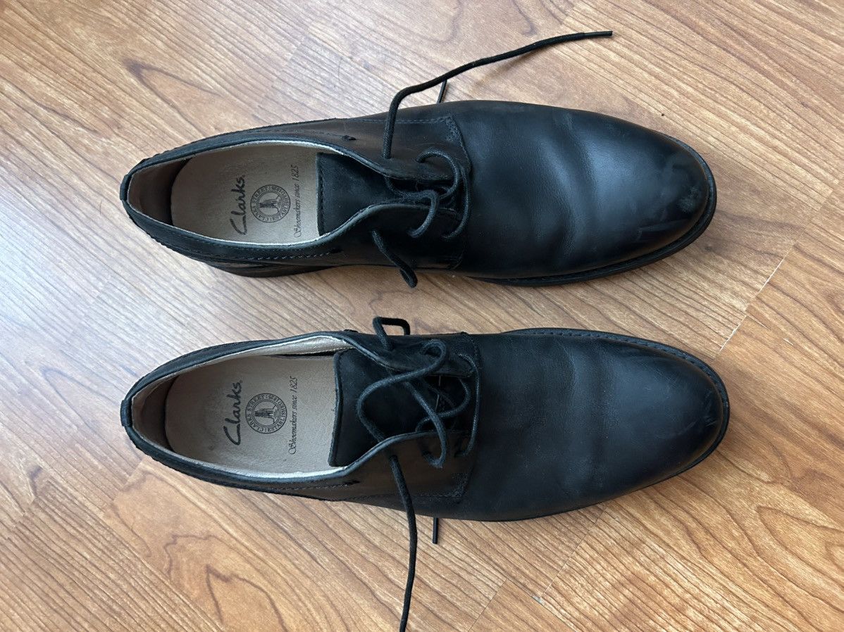 Clarks Clark’s Black Leather Oxfords Size US 10 / EU 43 - 2 Thumbnail