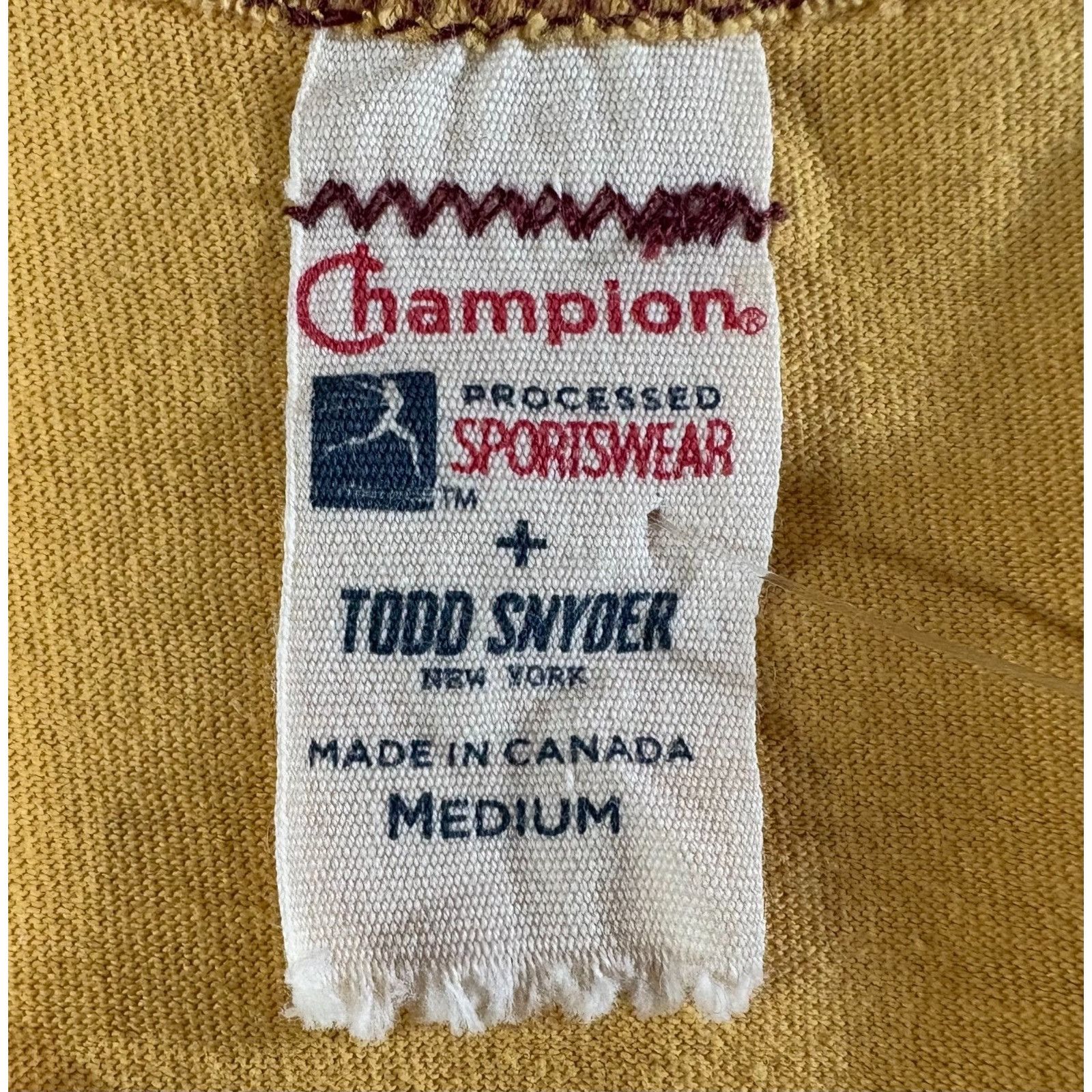 Todd Snyder Todd Snyder X Champion Looney Tunes Gang Tee T-Shirt size M Size US M / EU 48-50 / 2 - 2 Thumbnail