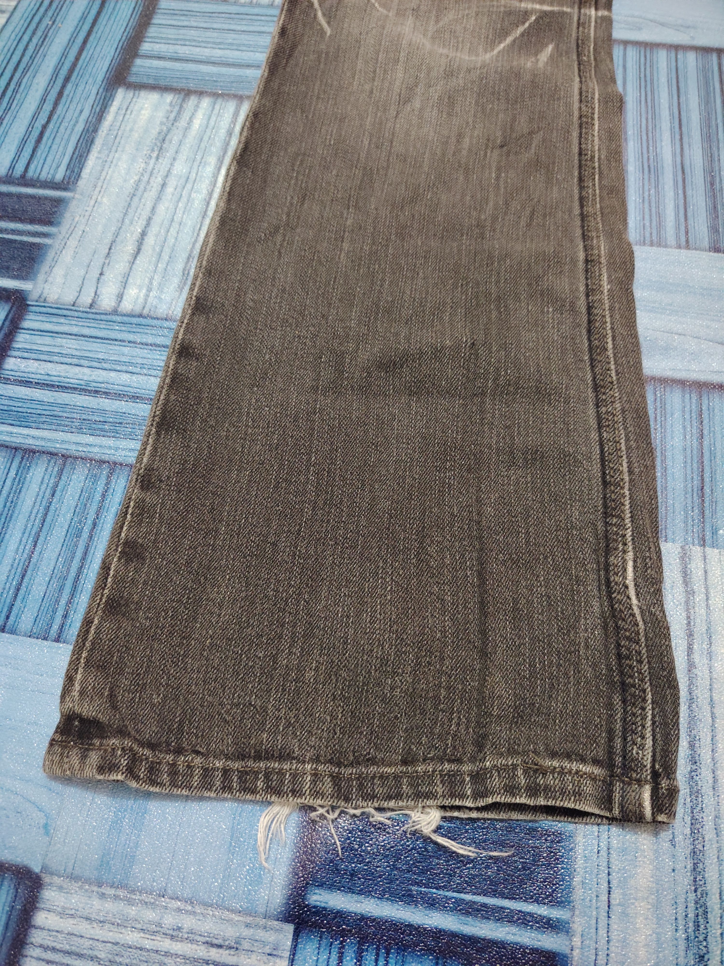 Le Grande Bleu (L.G.B.) Japanese Nicole Club Washed Black Distressed Flared Jeans Size US 29 - 6 Thumbnail