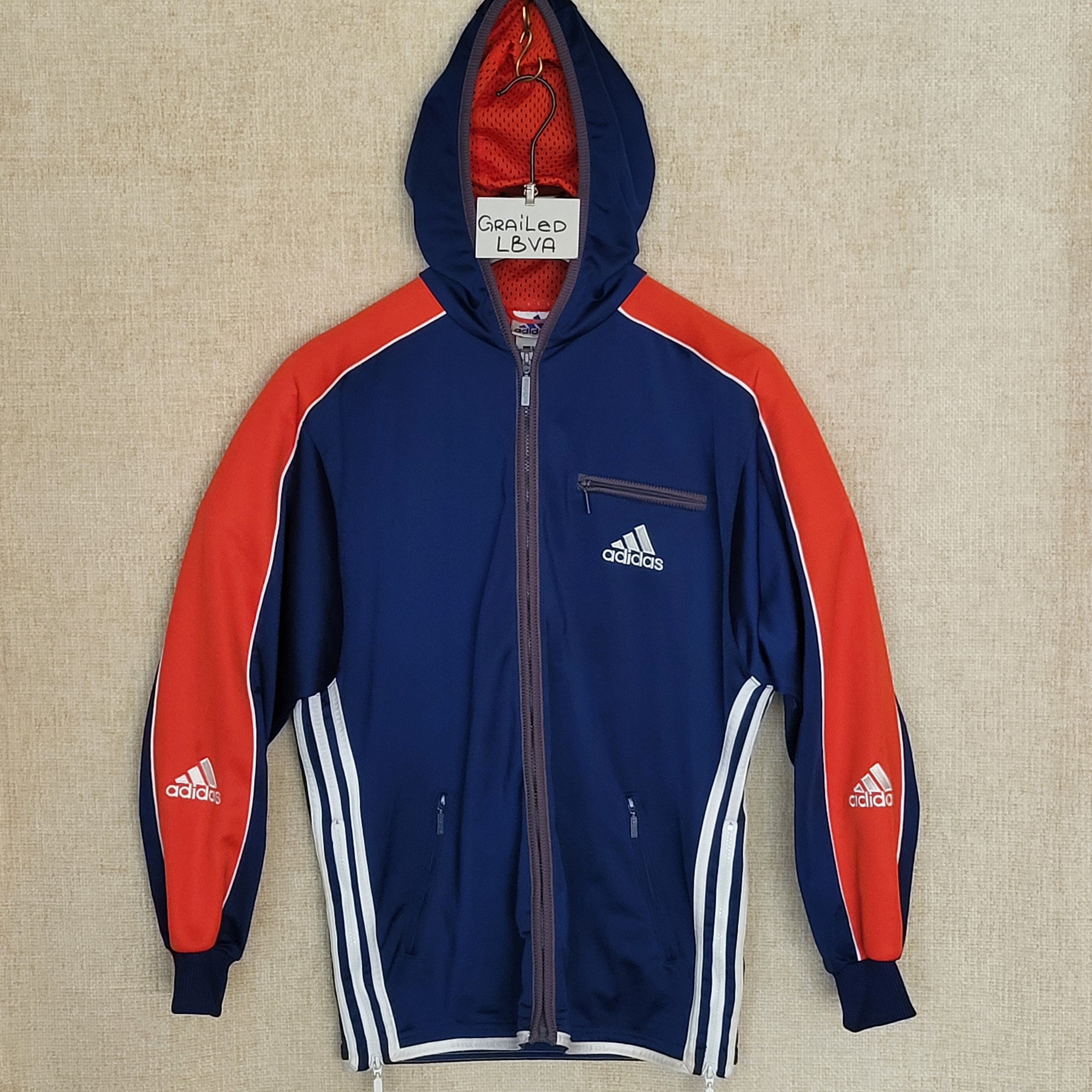 Adidas Adidas stripes hoodie RARE size S but fit M Size US S / EU 44-46 / 1 - 7 Thumbnail