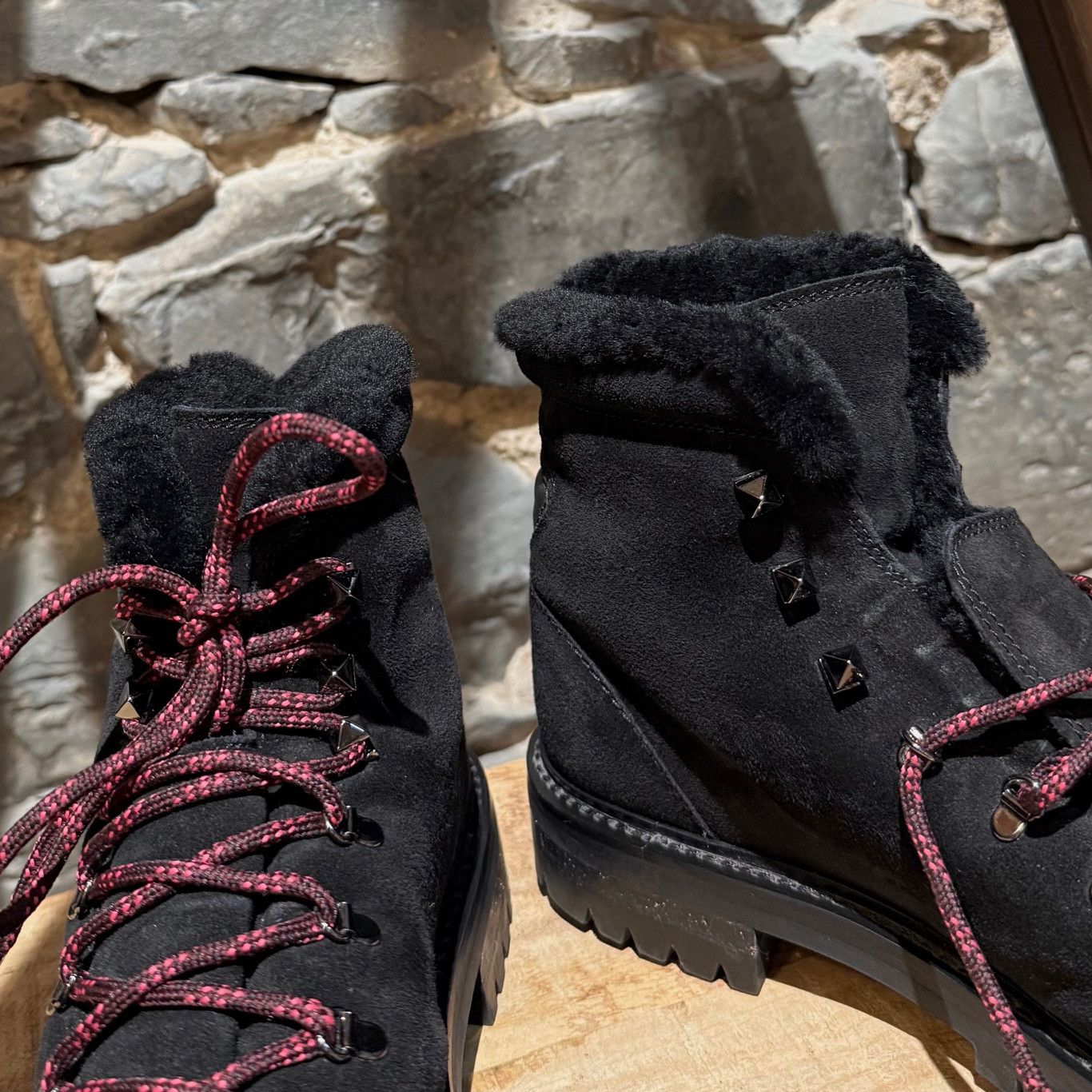 Valentino Valentino Black Suede Shearling Lined Winter Hiking Boots Size US 11 / IT 41 - 10 Thumbnail