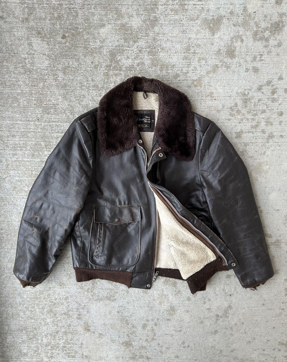 Genuine Leather 70s Shearling Fur-Lined Bomber Flight Jacket Size US L / EU 52-54 / 3 - 16 Thumbnail