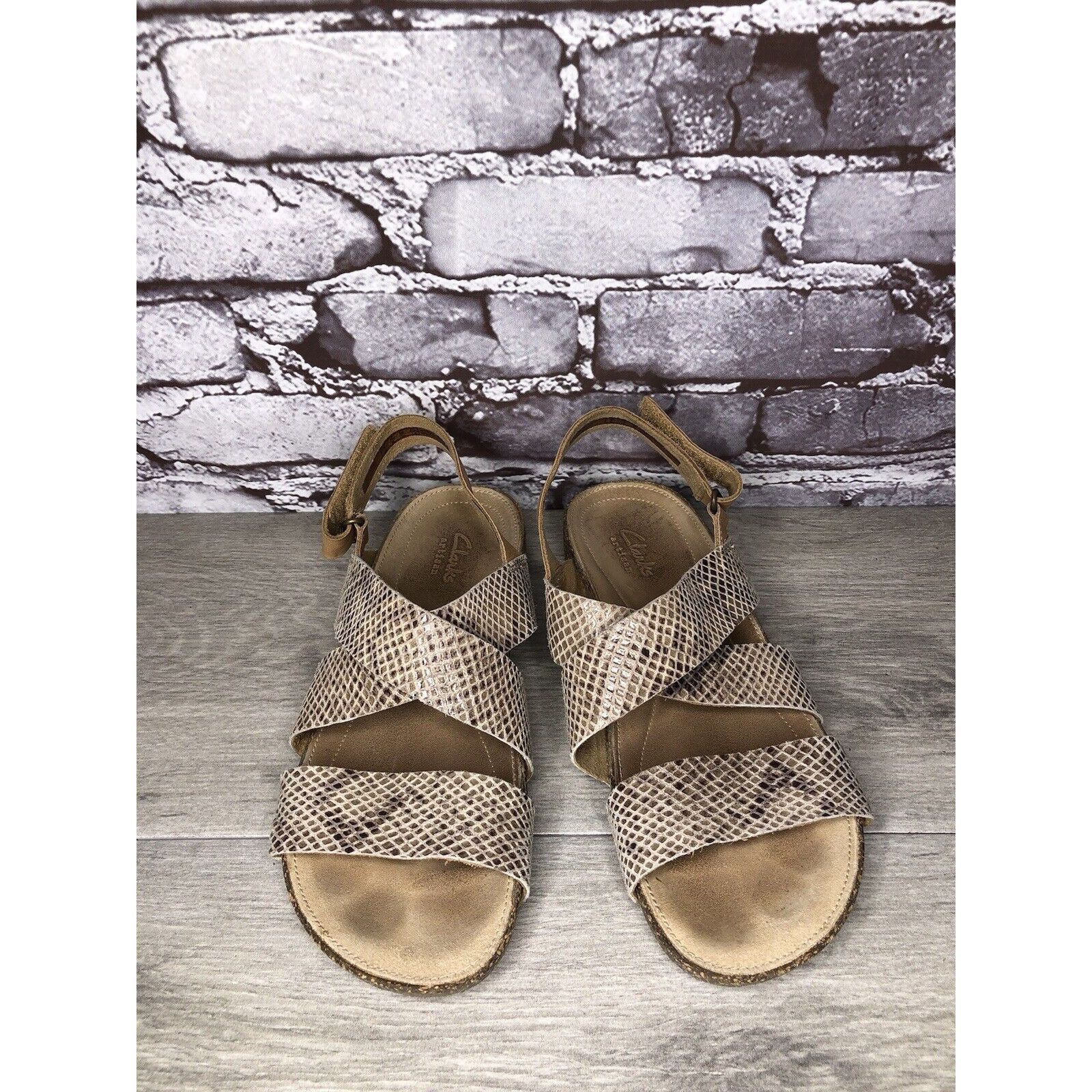 Clarks Clarks Artisan Taupe Snake Skin Print Ankle Strap Cork Wedge Size US 7.5 / IT 37.5 - 2 Thumbnail