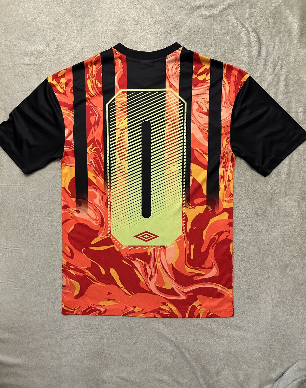 Umbro UMBRO Olympio Blokecore Soccer Football Jersey Retro Y2K Size US S / EU 44-46 / 1 - 2 Thumbnail