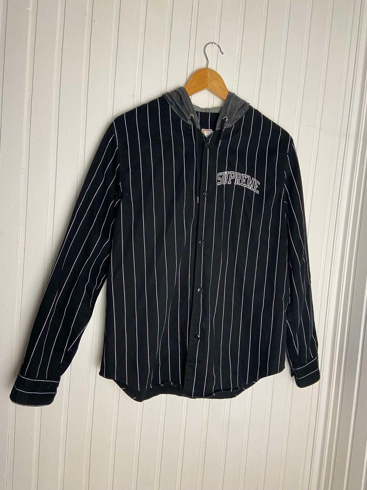 Supreme 2014 Supreme Denim Hooded Baseball Shirt Rare Size S Size US S / EU 44-46 / 1 - 1 Thumbnail