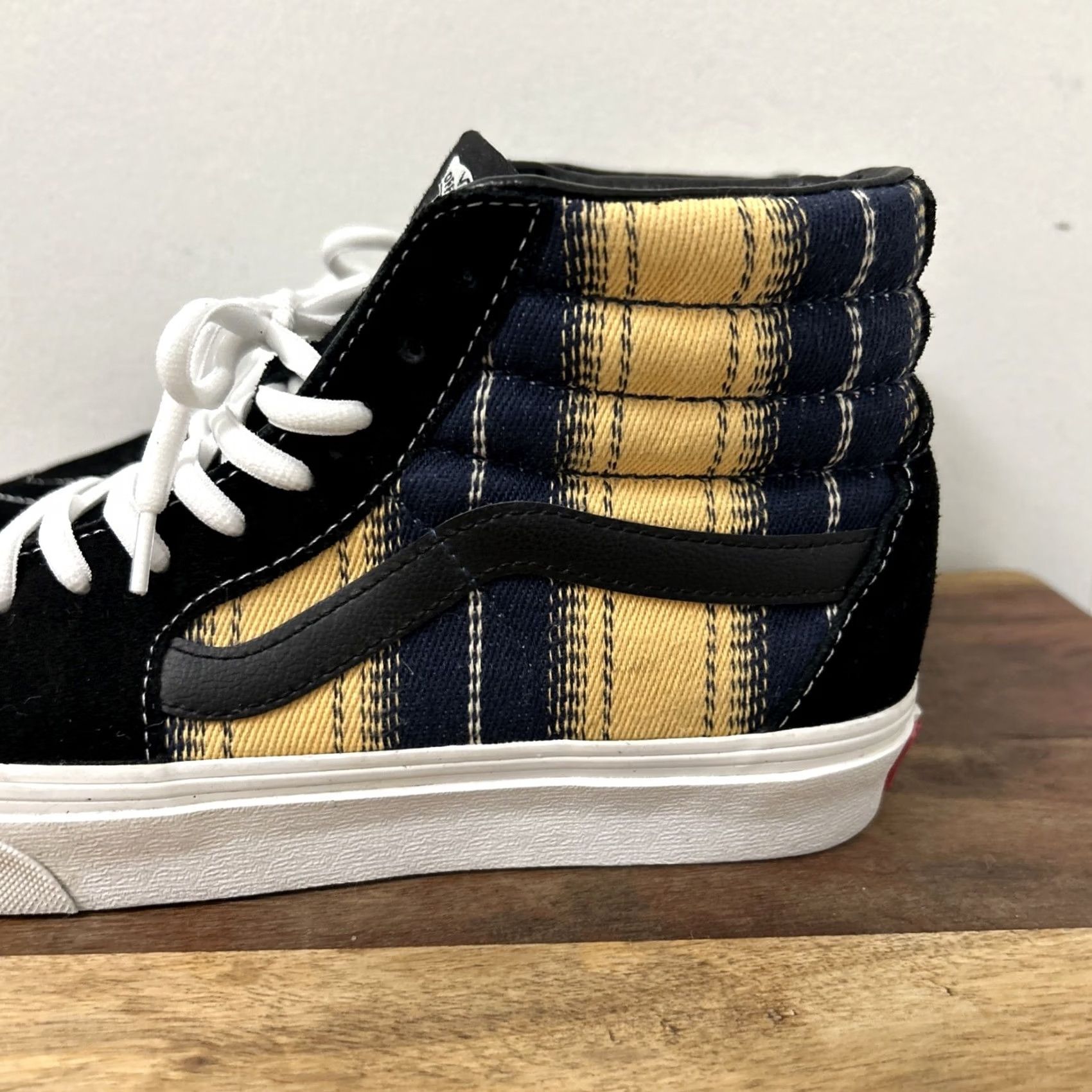 Vans VANS SK8-Hi High Top Canvas Skateboard Shoes Black Unisex Adults Mens Womens 508731 Size 7 Men's / 8.5 Women's Size M / US 6-8 / IT 42-44 - 5 Thumbnail