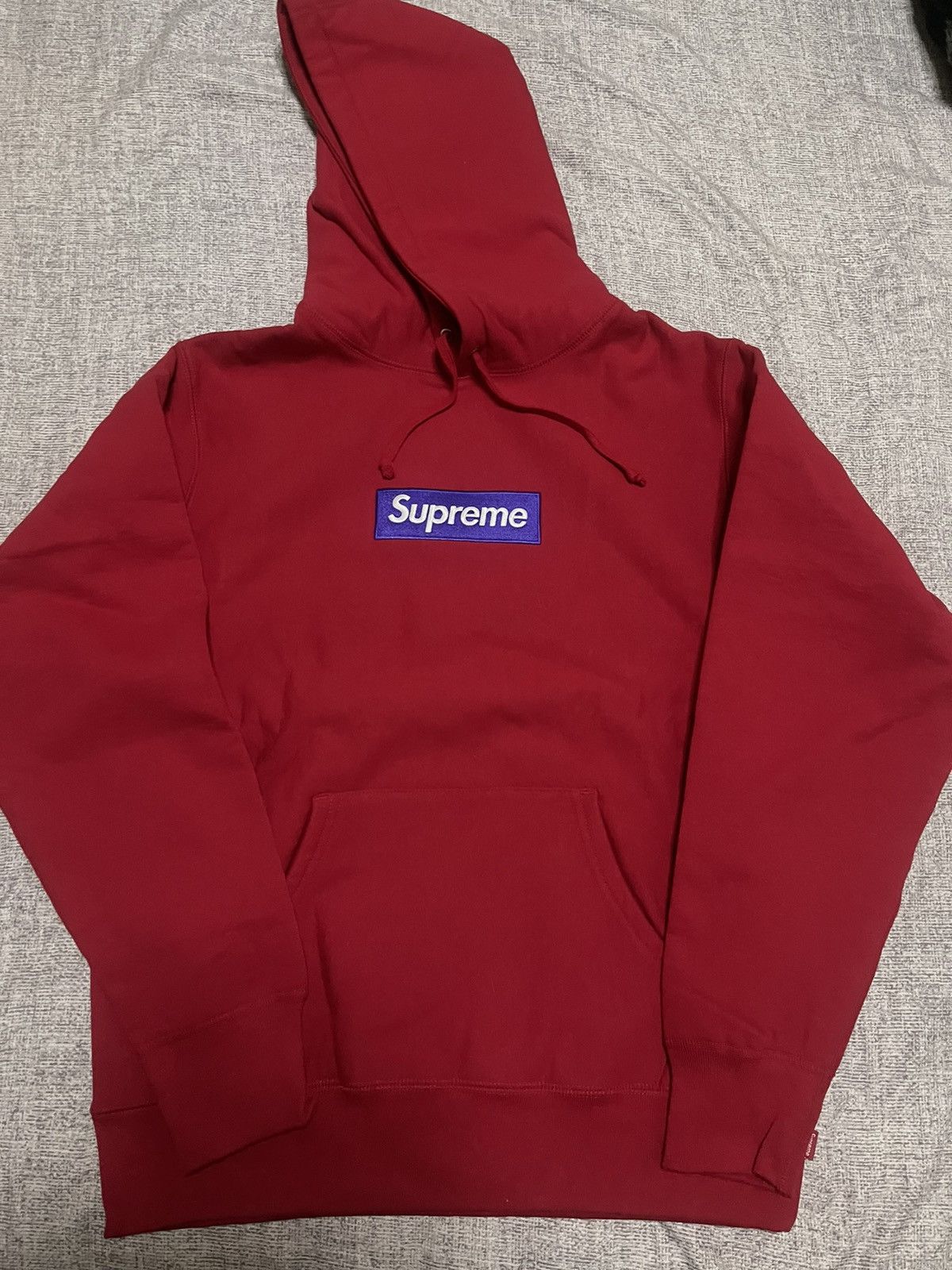 Supreme Supreme fw17 purple on red box logo hood sweatershirt Size US M / EU 48-50 / 2 - 2 Thumbnail