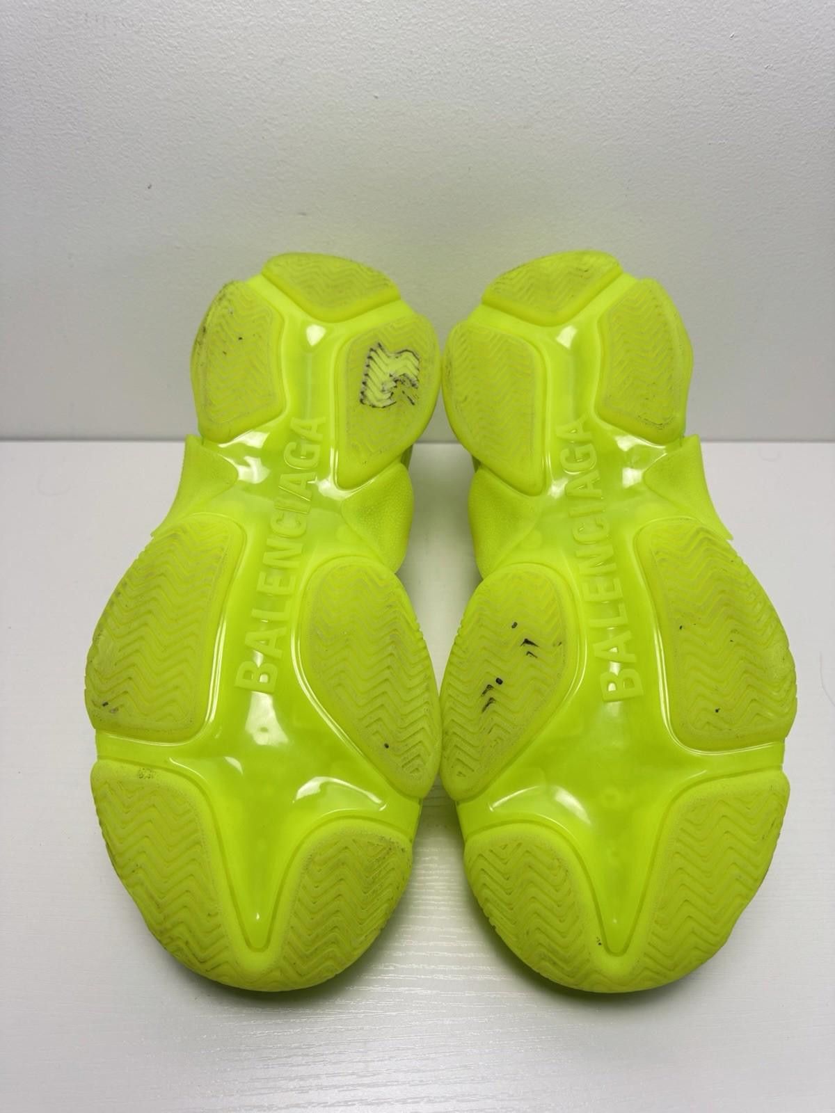 Balenciaga Balenciaga Triple S Clear Sole Sneakers Neon Yellow SZ 10/43 Size US 10 / EU 43 - 7 Thumbnail