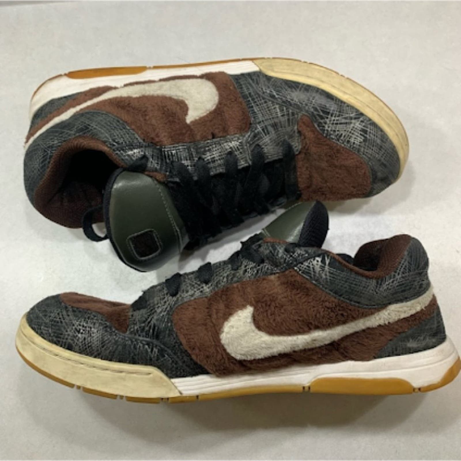 image of Nike Air Dunk Low Mogan 6.0 Premium Fur Size 11 Shoes in Black, Men's