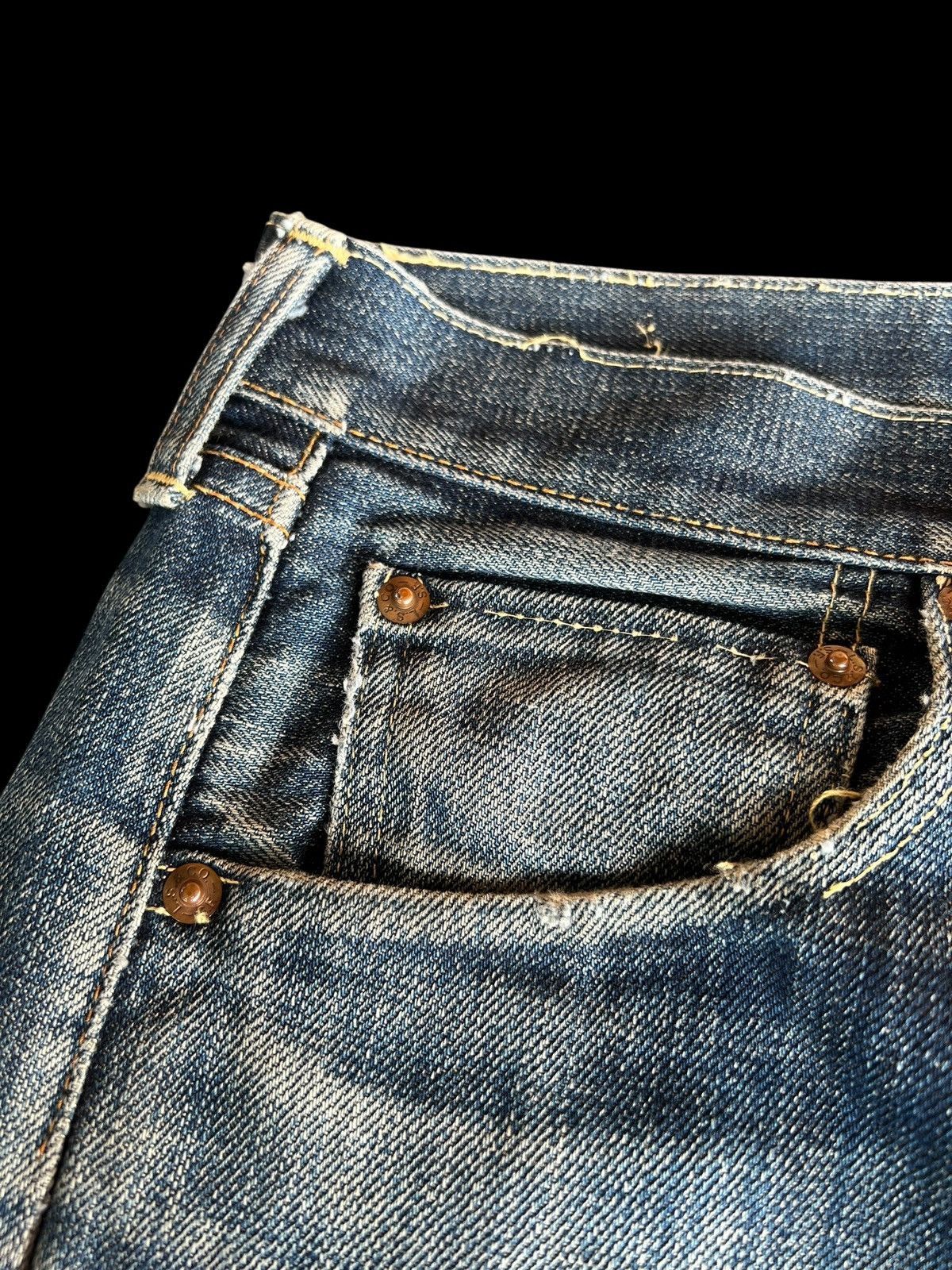 Levi's Vintage Distressed Levi’s 501 E LVC Selvedge Denim Jean Size US 32 / EU 48 - 7 Thumbnail