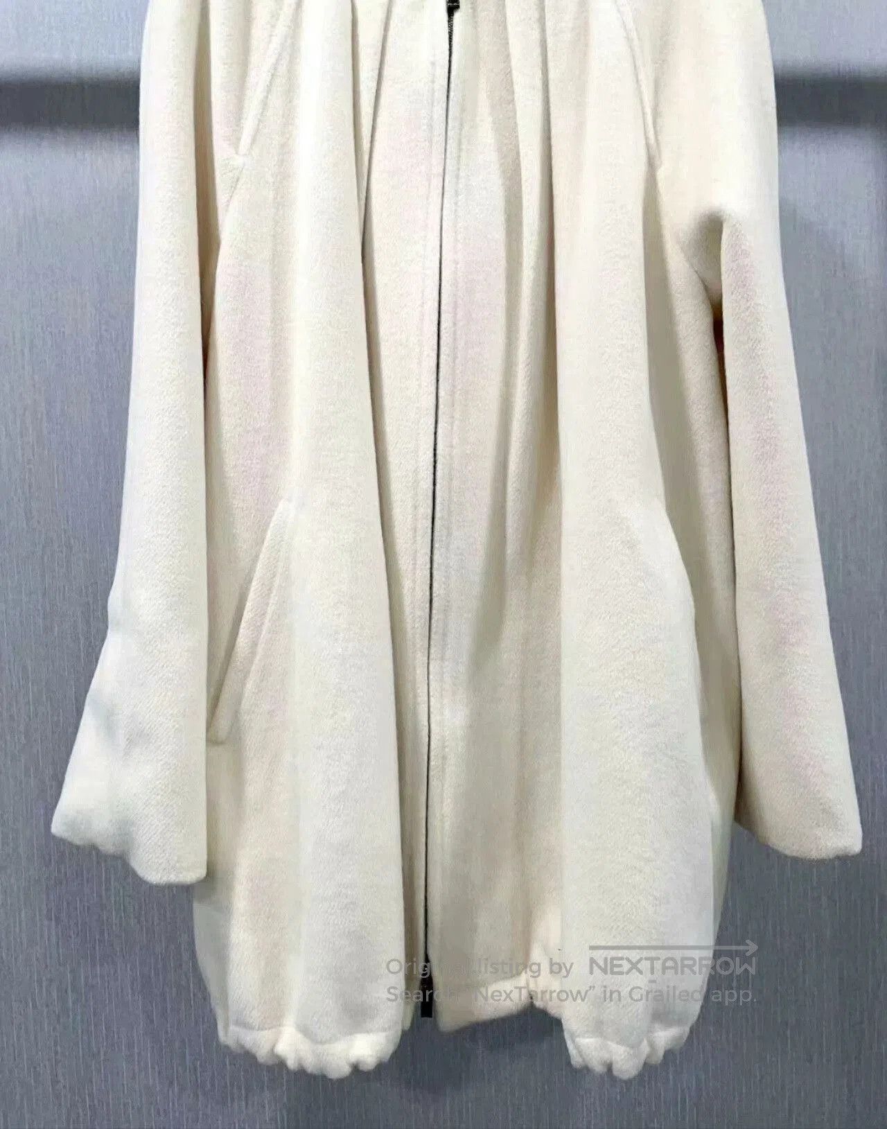 Other maxmara white hooded outerwear coat. Size US XS / EU 42 / 0 - 5 Thumbnail