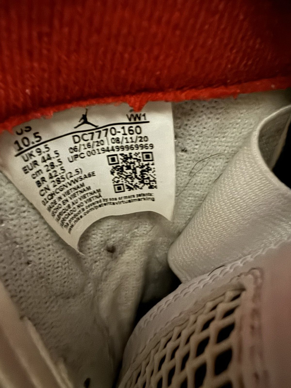 Jordan Brand AJ 4 Retro Fire Red Size US 10.5 / EU 43-44 - 10 Thumbnail