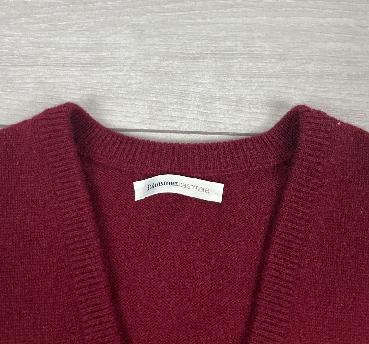 Vintage Johnstons Cashmere Red Knit Sweater Vest Size US L / EU 52-54 / 3 - 7 Thumbnail