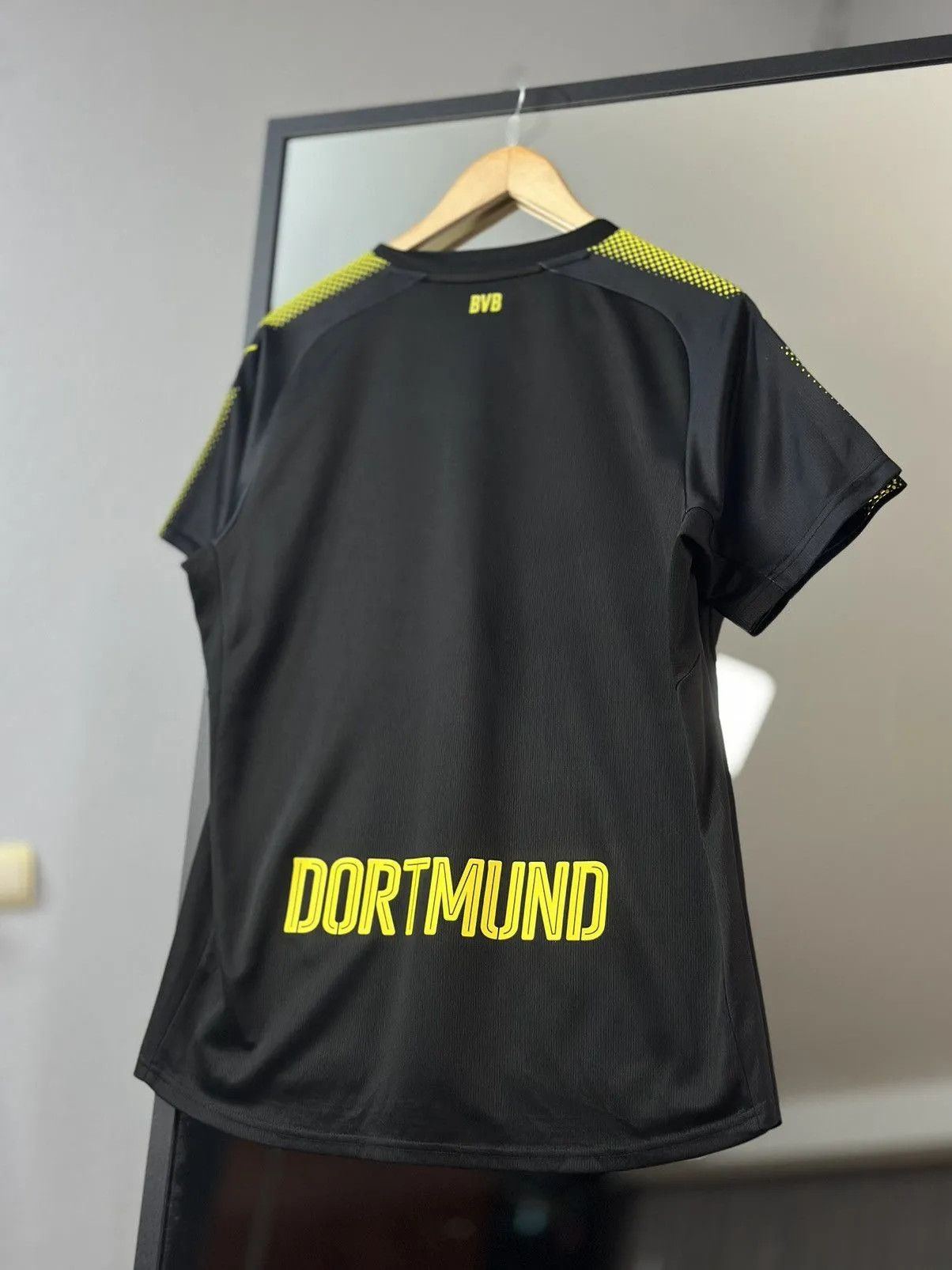 Puma 👉 Borussia Dortmund 2017/18 Puma Football Soccer Jersey Size US XL / EU 56 / 4 - 13 Thumbnail