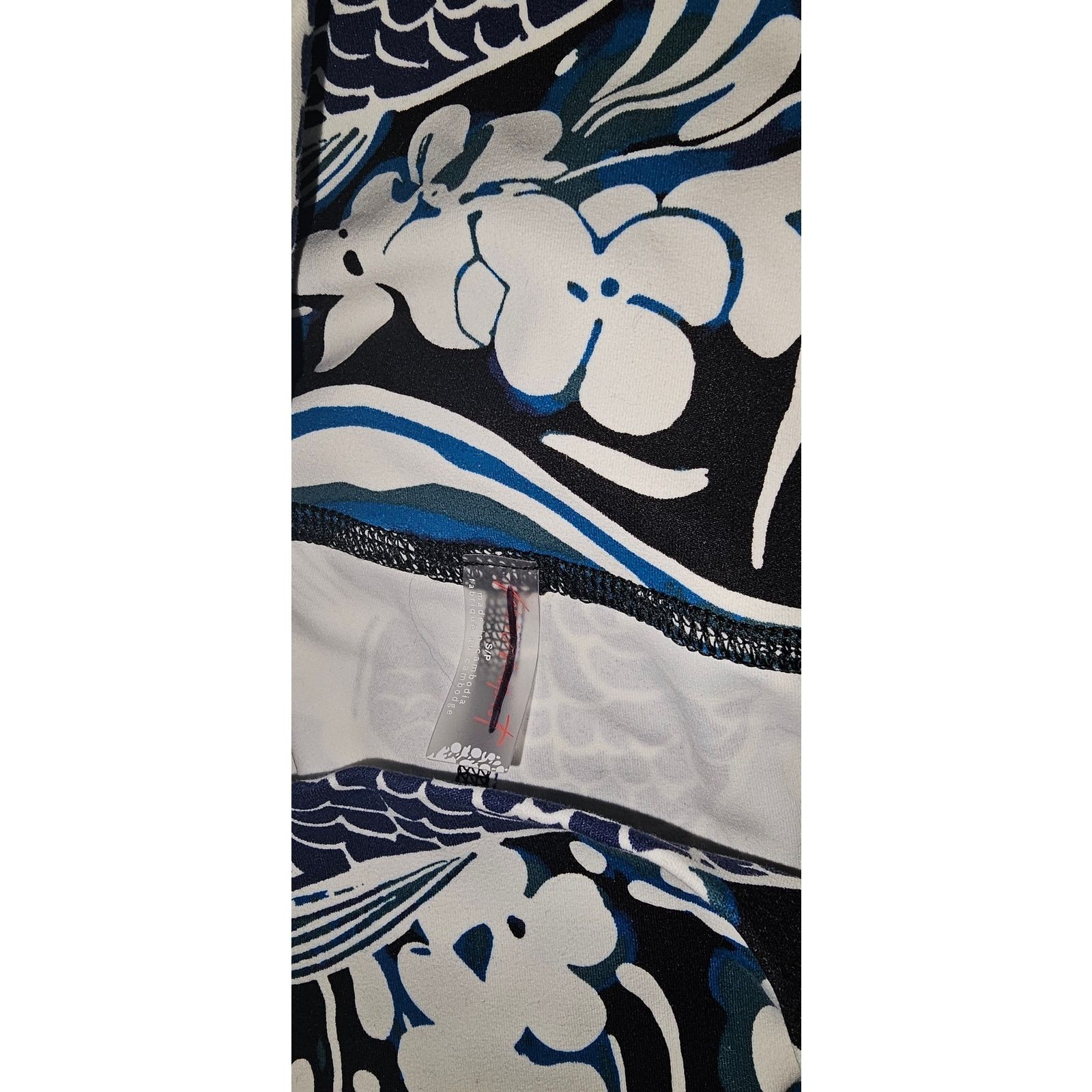 Free People New FP MOVEMENT Never Better Run Shorts $58 SMALL Blue Koi Size 28" / US 6 / IT 42 - 6 Thumbnail