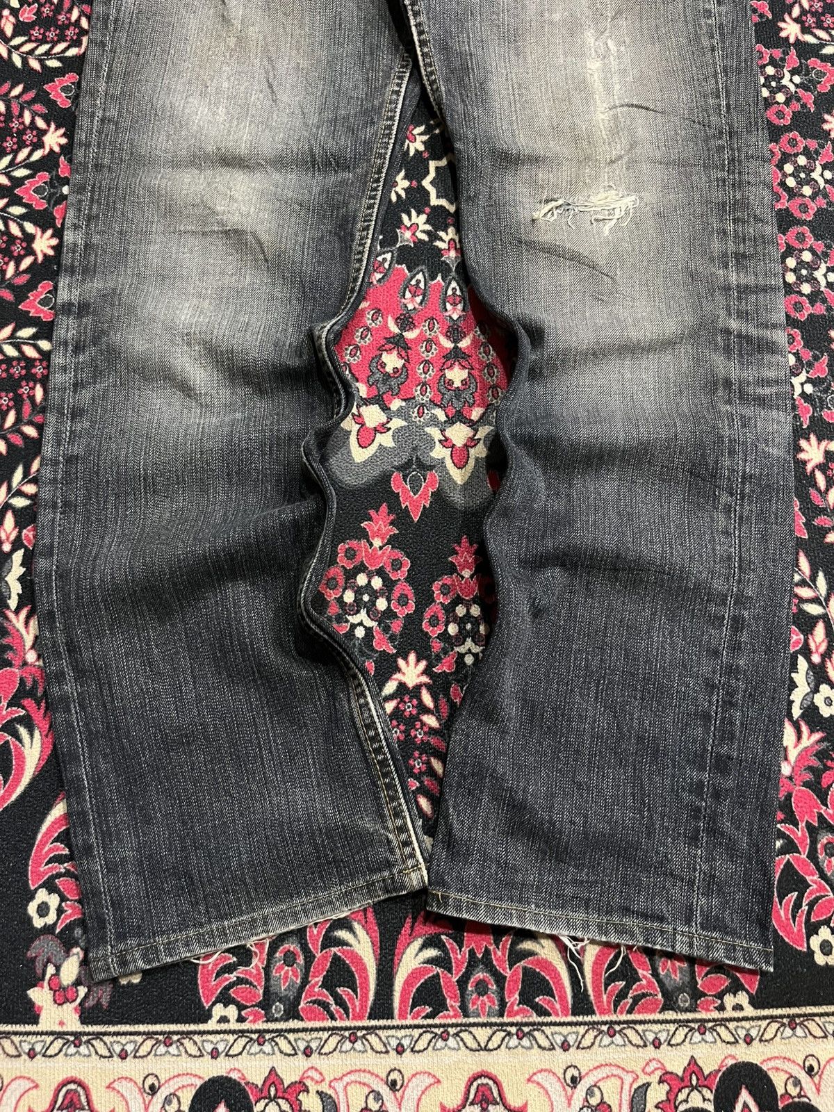 Japanese Brand Difference Rupert Dark Faded Washed Whisker Ripped Jeans Size US 30 / EU 46 - 9 Thumbnail