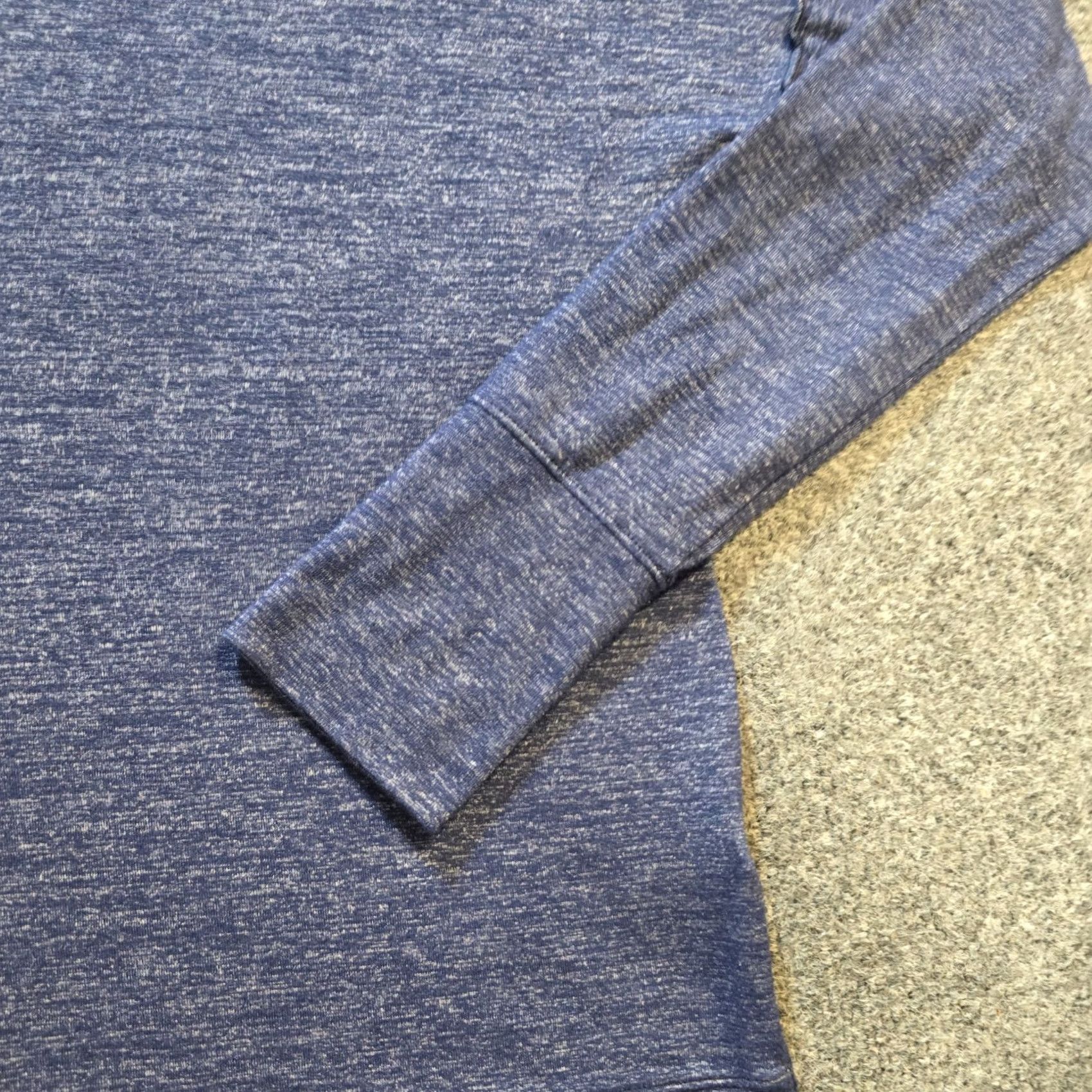 Athleta Athleta Shirt Women Size S Blue Sweatshirt Long Sleeve Pullover Lounge Casual Stretchy Modern Blended Fabric Pattern: Solid Size S / US 4 / IT 40 - 4 Thumbnail