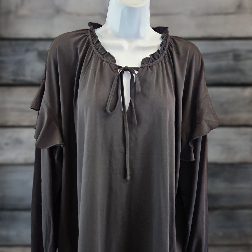 Elizabeth and James VINTAGE Textile Elizabeth and James Womens Top XL Solid Black Long Sleeve Ruffle Shirt Size XL / US 12-14 / IT 48-50 - 1 Thumbnail