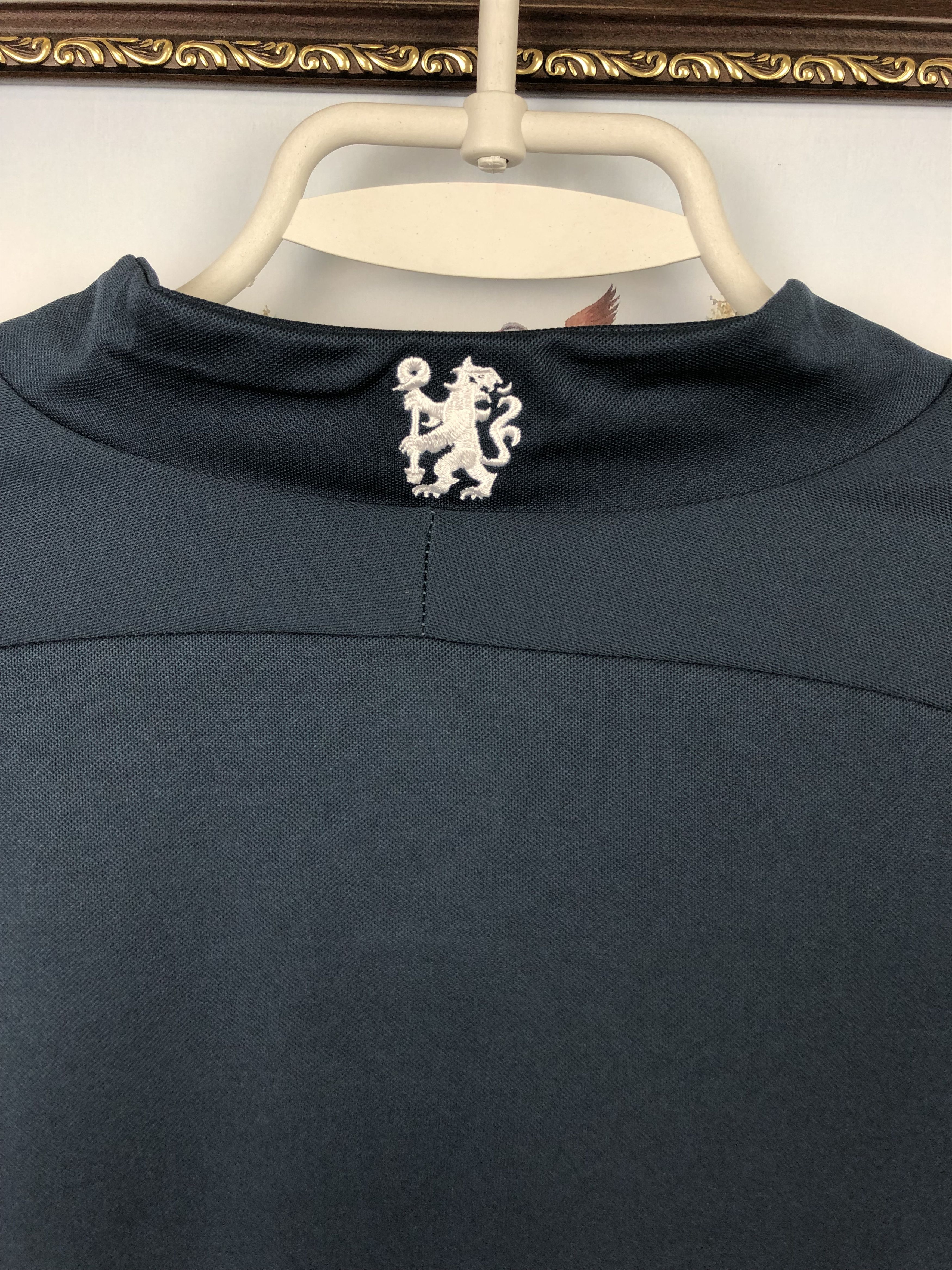 Adidas Chelsea Goalkeeper football shirt Soccer Player Issue Jersey Size US L / EU 52-54 / 3 - 7 Thumbnail