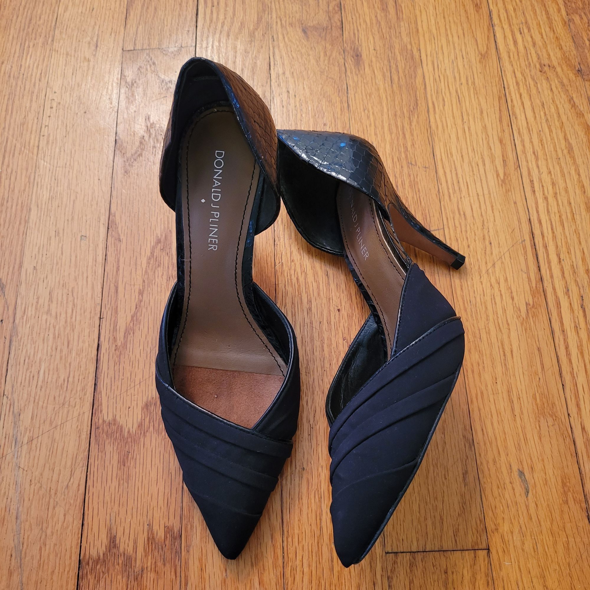 Donald Pliner sz 8M cheapest black dude heels