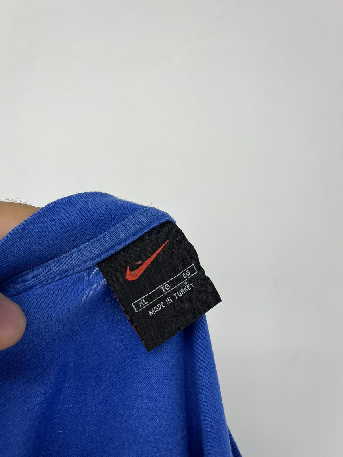 Nike Vintage 90s Nike Swoosh Logo Tee Travis Scott Style Grailed Size US XL / EU 56 / 4 - 10 Thumbnail