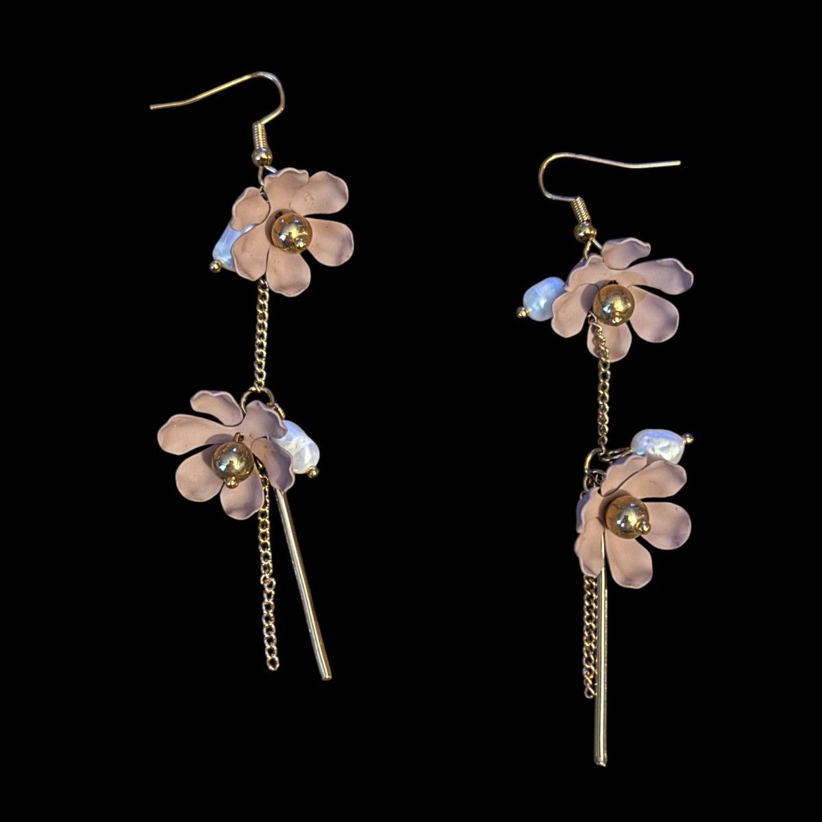 Other Flowers and freshwater pearls dangle earrings Size ONE SIZE - 1 Thumbnail