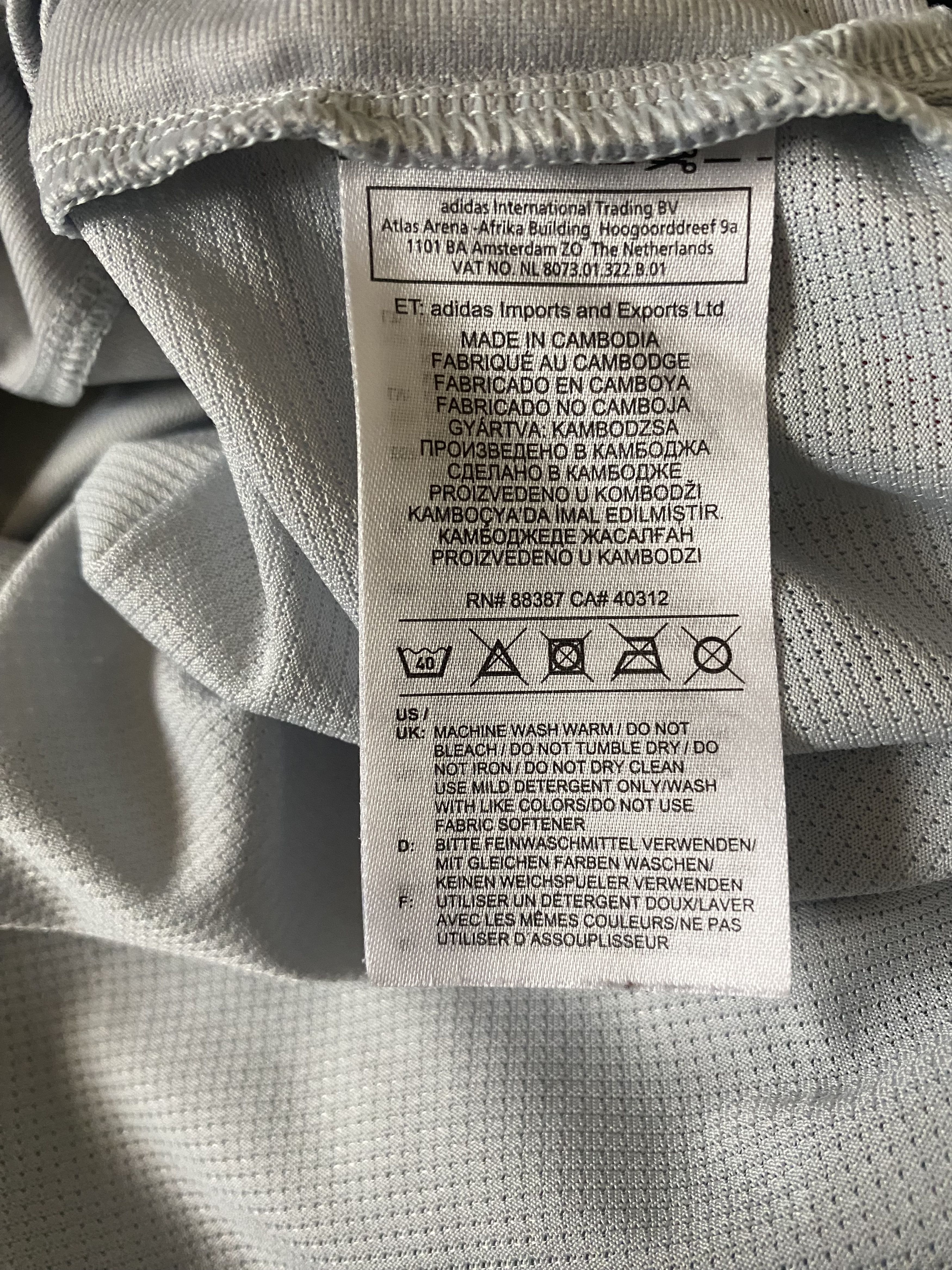 Adidas MANCHESTER UNITED 2018 - 2019 - Adidas - kids - XS - UNIQUE Size US XXS / EU 40 - 8 Thumbnail