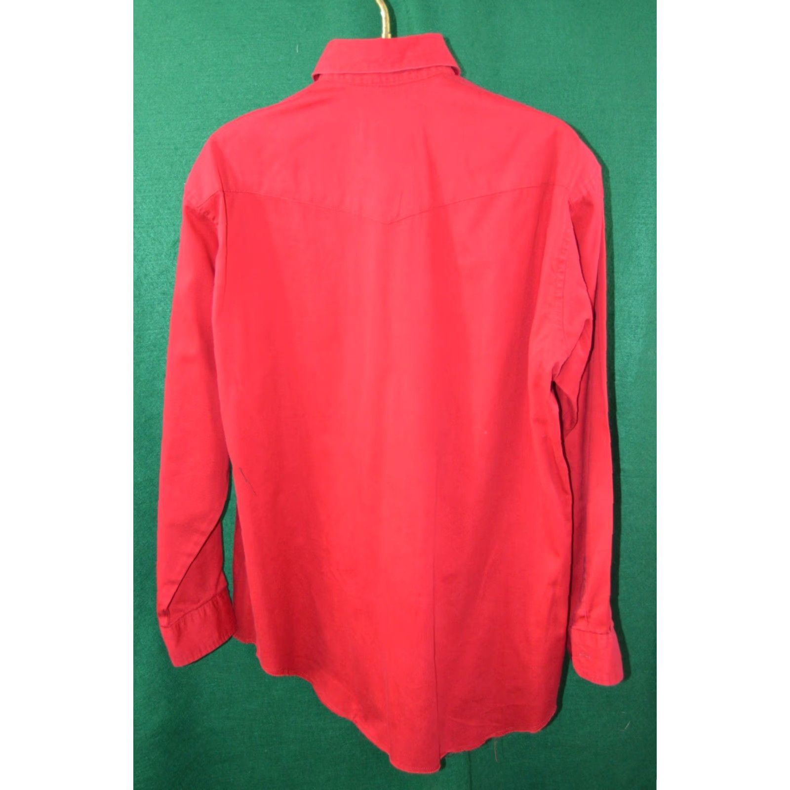 Wrangler Wrangler Western Red Button Down Shirt 17 35 Cotton Mens Regular Solid Red Button-Down Shirt Western 17 35 Cotton Size US XL / EU 56 / 4 - 2 Thumbnail