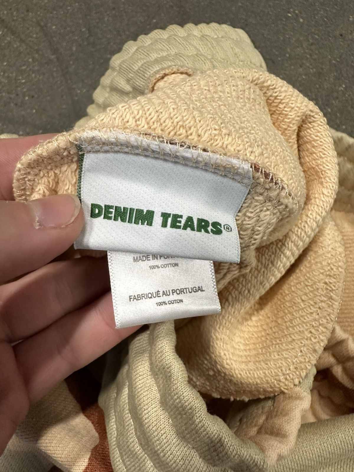 DENIM TEARS Denim tears wreath sweatpants tan camo Size US 36 / EU 52 - 3 Thumbnail