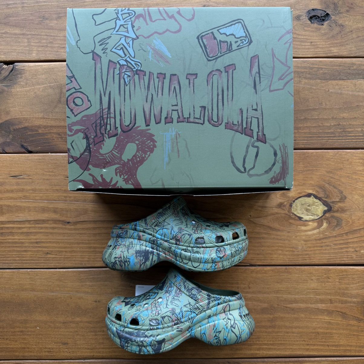 Crocs Mowalola x Wmns Classic Bae Clog ‘Forest’ Size US 7 / IT 37 - 1 Thumbnail