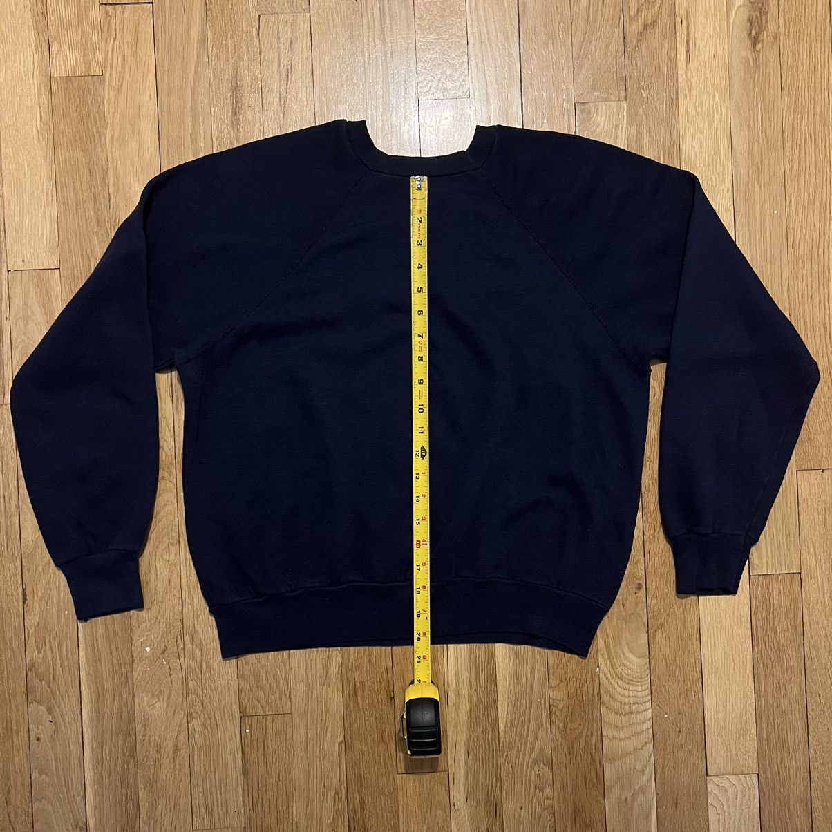 Vintage Vintage Blank Dark Blue Crewneck Sweater XL Made in USA Size US XL / EU 56 / 4 - 5 Thumbnail