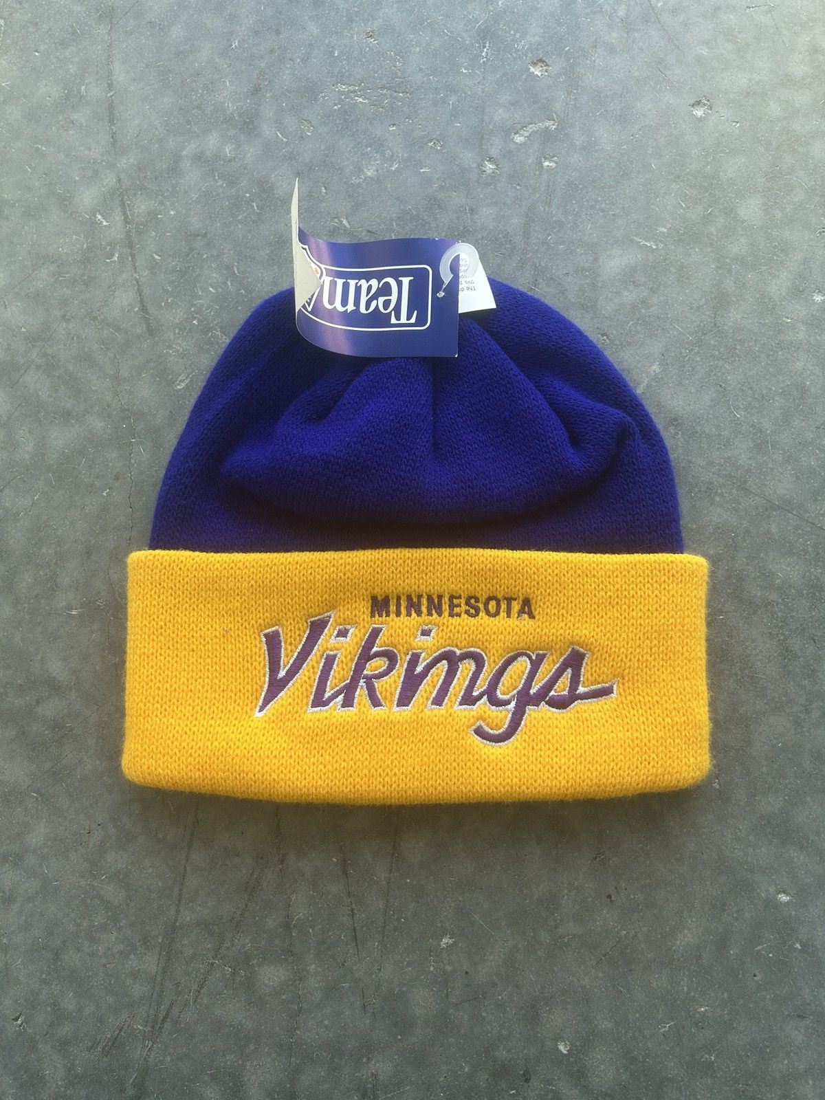 NFL × Sports Specialties × Vintage BNWT Vintage 90s Vikings Sports Specialties Script Beanie Size ONE SIZE - 1 Thumbnail