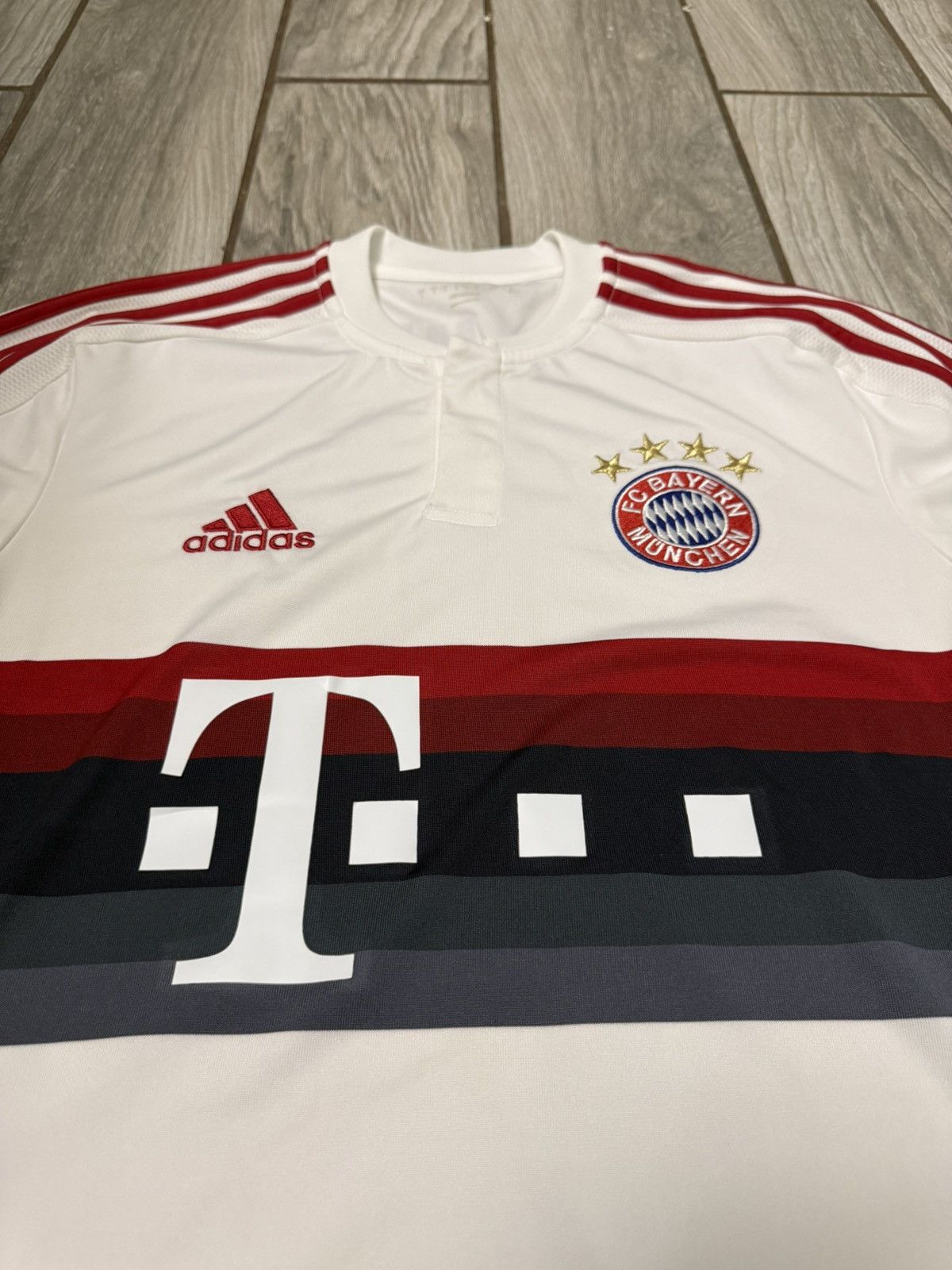Adidas Bayern Munich 2015/16 Adidas Men’s Away Jersey A44790 Size US S / EU 44-46 / 1 - 3 Thumbnail