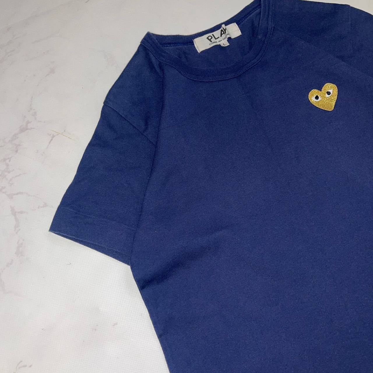 Comme des Garcons Comme Des Garcons Play CDG Yellow Heart Logo T Shirt Size L Size US L / EU 52-54 / 3 - 3 Thumbnail