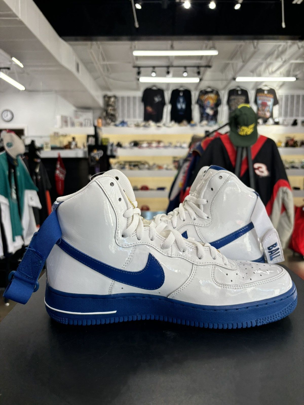 Nike Air Force 1 High Retro Sheed Sz. 10.5 Size US 10.5 / EU 43-44 - 4 Thumbnail