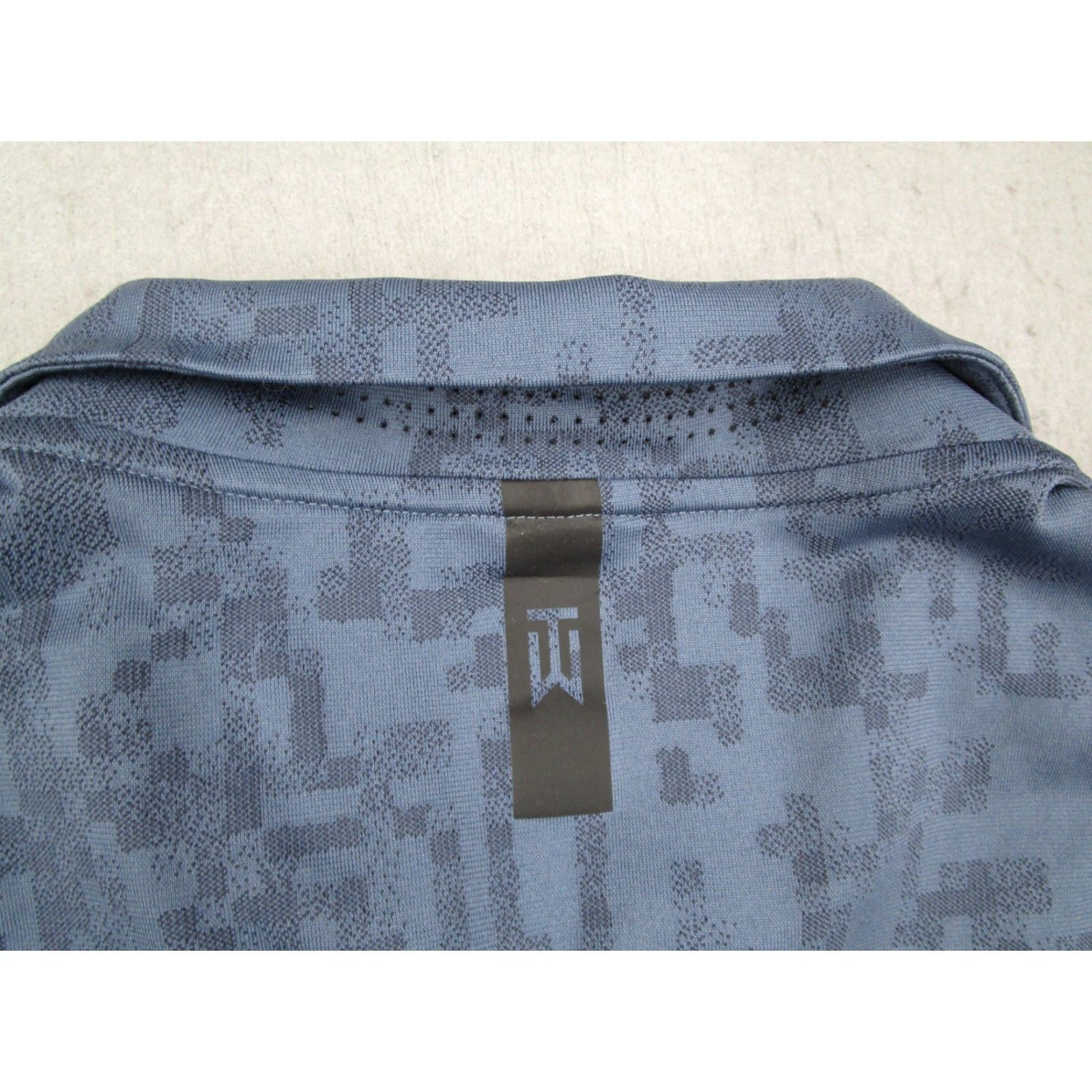 Nike Nike Tiger Woods Polo Shirt Mens M Blue Camouflage Dri-FIT Golf Standard Fit Size US M / EU 48-50 / 2 - 5 Thumbnail