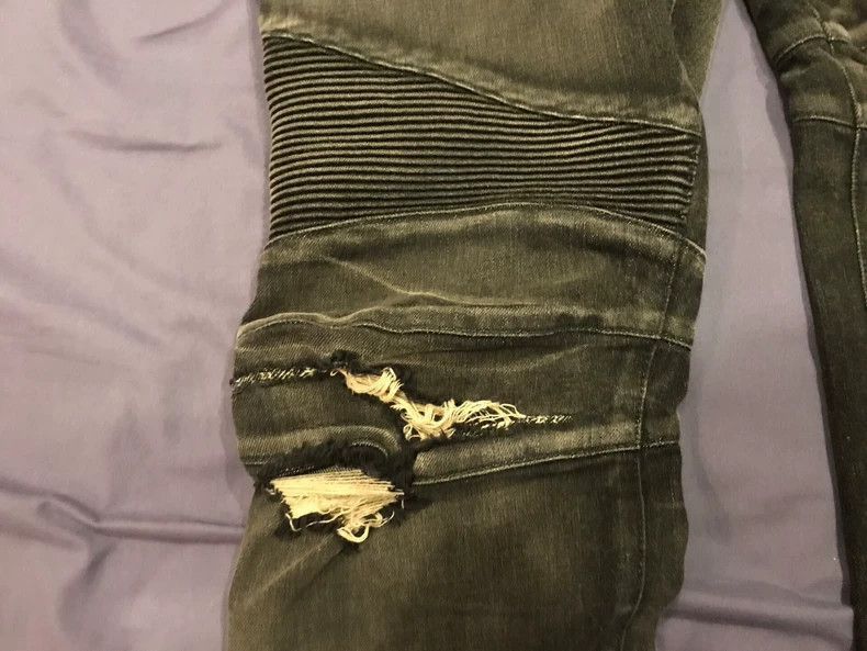 Balmain balmain distressed denim pants size 34-2508 Size US 34 / EU 50 - 2 Thumbnail