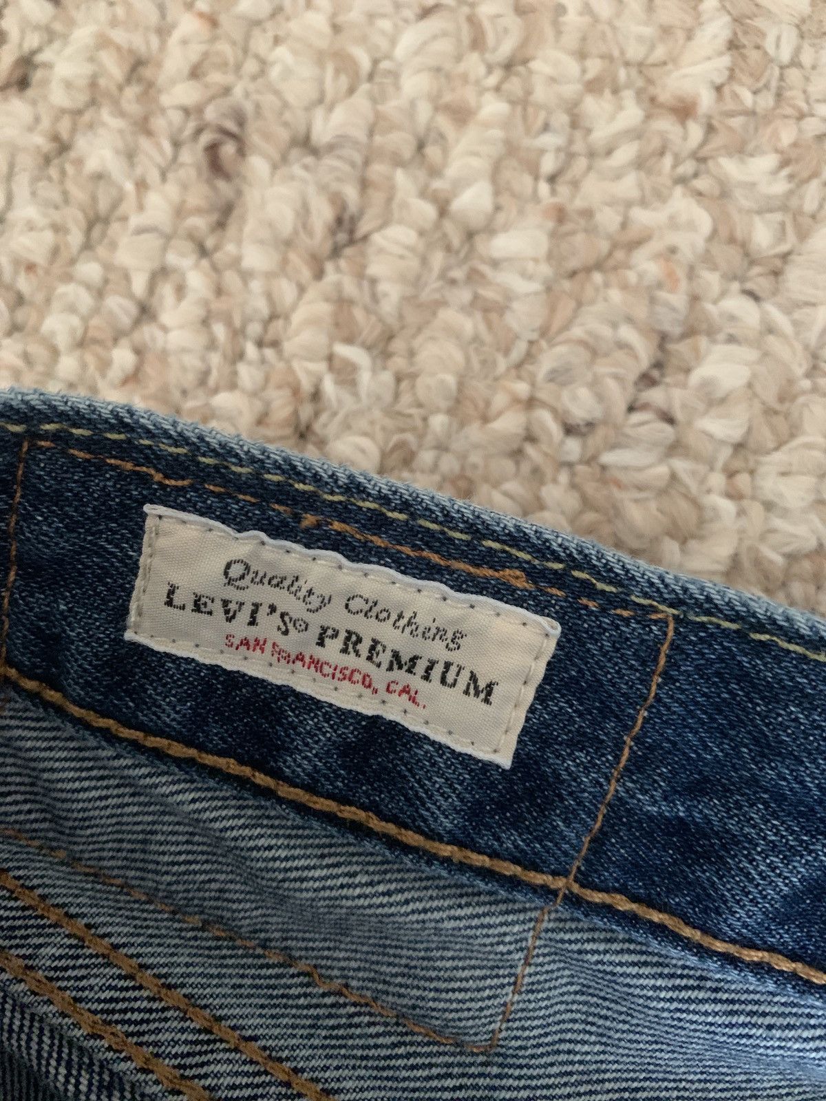 Levi's Levi’s Graffiti Jeans Size 31" - 4 Thumbnail