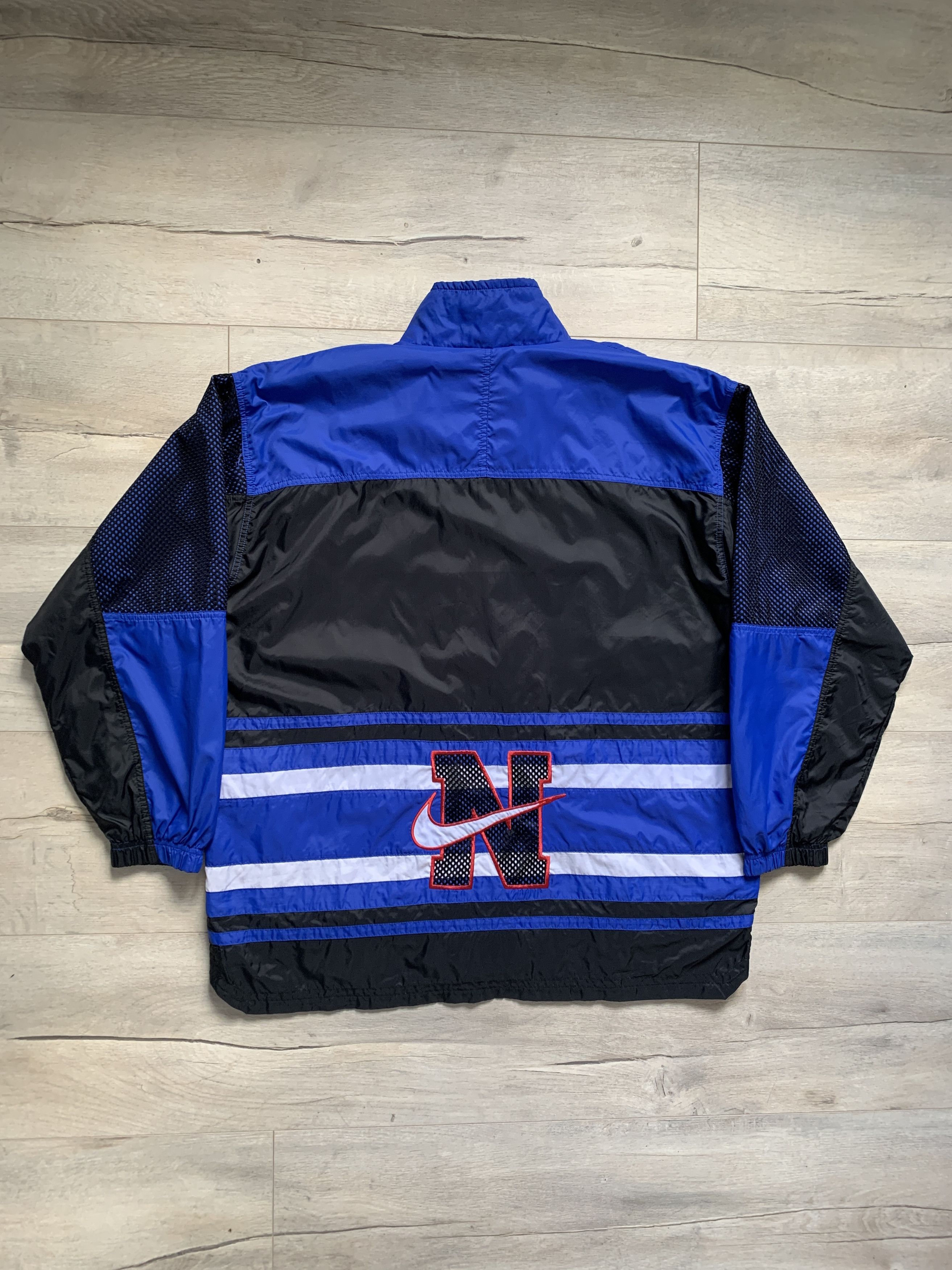Nike × Vintage Vintage Nike Nylon Jacket Big Logo Baggy Crazy 90s Size US XL / EU 56 / 4 - 1 Thumbnail