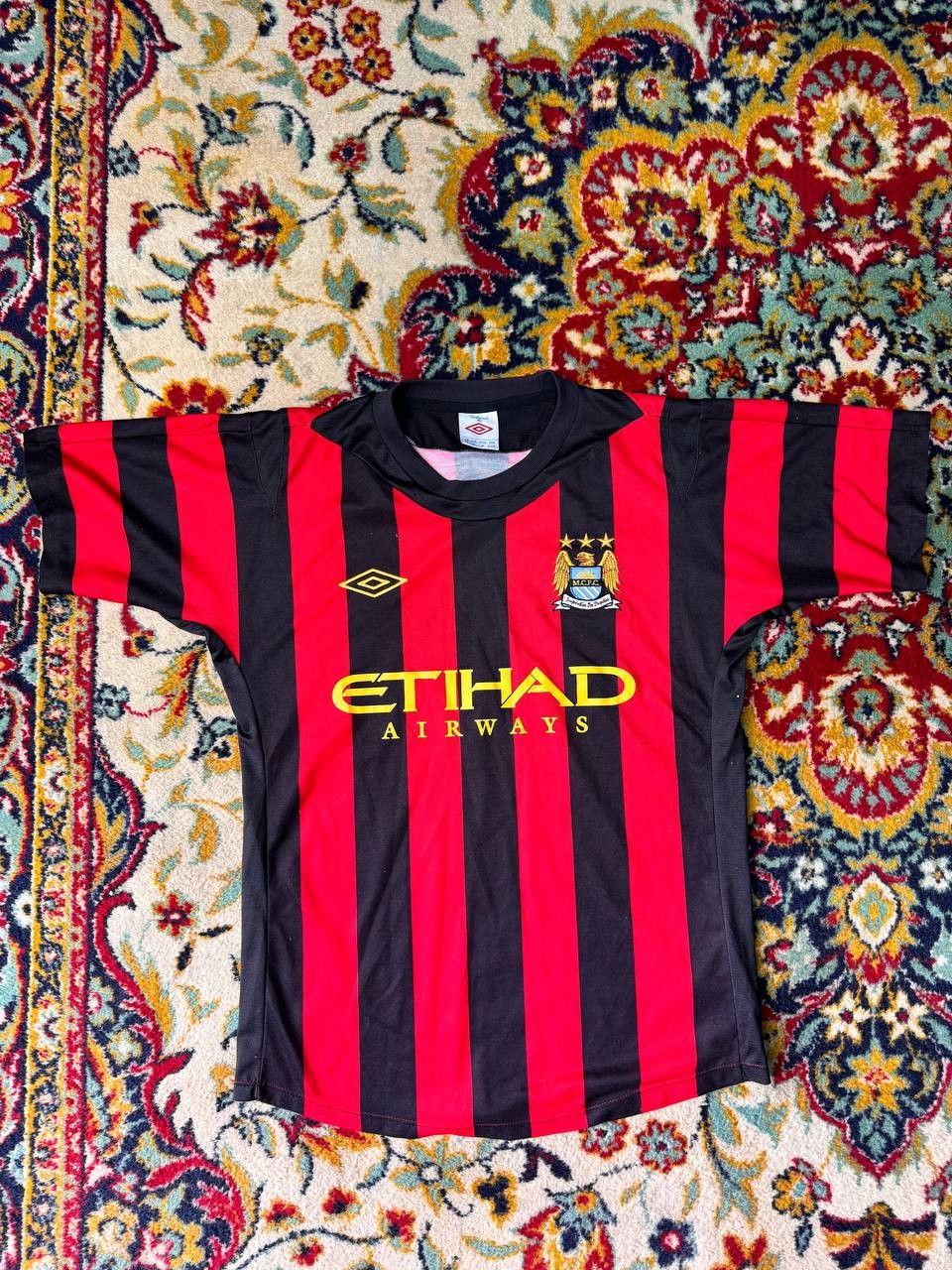 Manchester City 2011-2012 Away Football Shirt Soccer Jersey