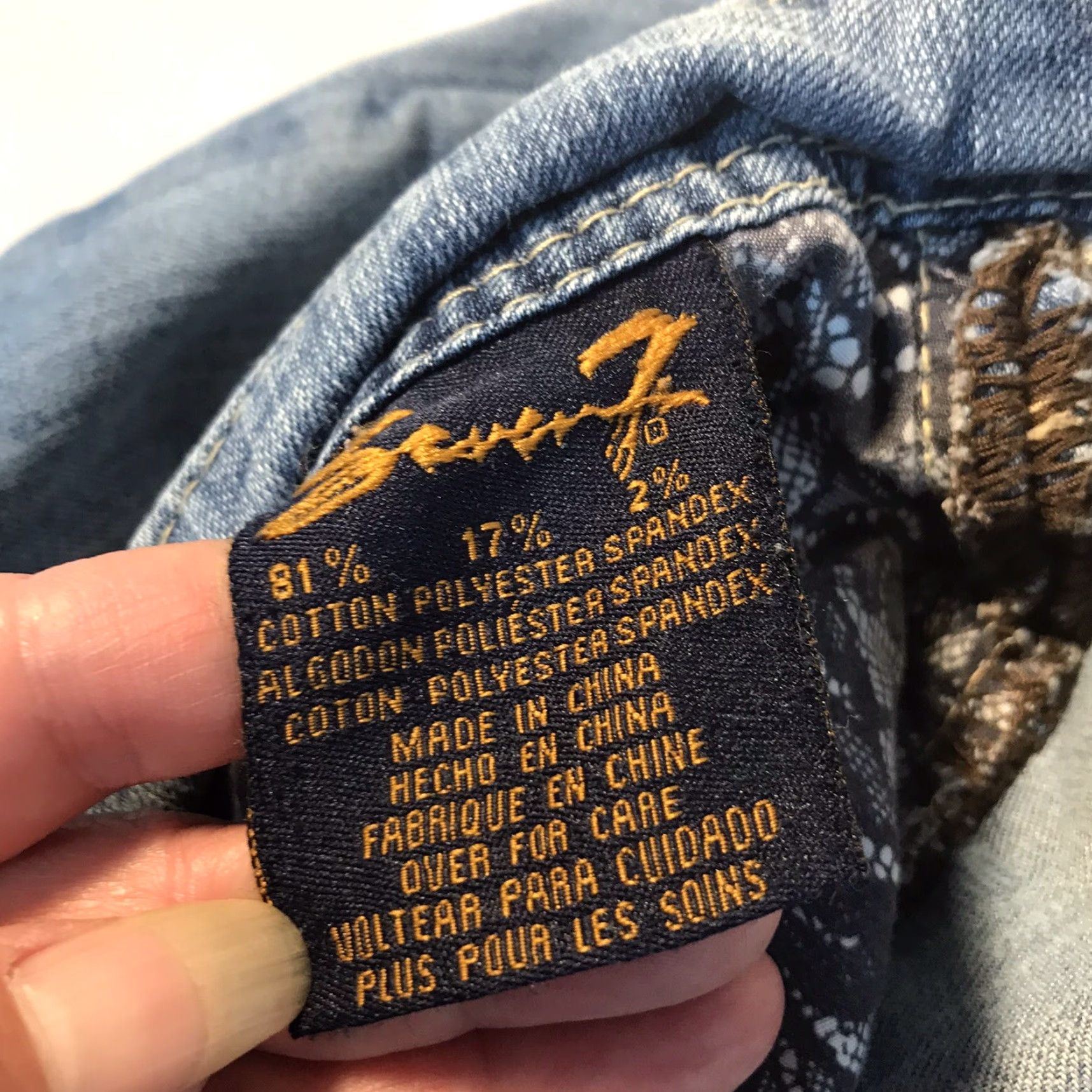 Vintage Seven7 Jeans Women Size 10 Light Wash Low Rise Bootcut Blue Denim 5-Pocket Embroidered Logo Size 32" / US 10 / IT 46 - 7 Thumbnail