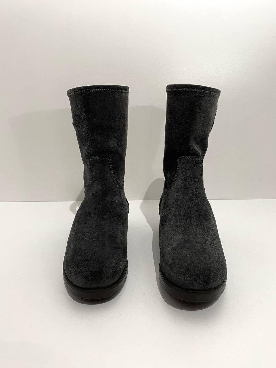 Moncler Moncler Big Metal Logo Suede Khaki Ankle Boots Shoes Size US 5 / IT 35 - 8 Thumbnail