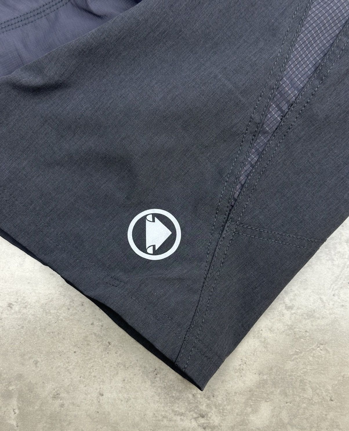 Rapha Endura Hummvee Lite Short II Men's Cycling MTB Shorts Size S Size US 32 / EU 48 - 8 Thumbnail