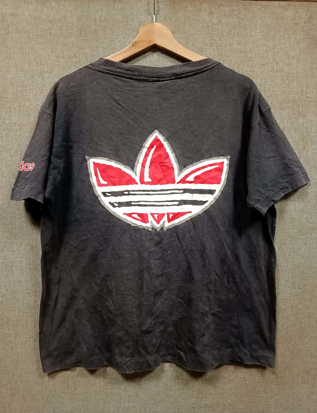 Adidas vintage 90s t shirt adidas three stripes Size US L / EU 52-54 / 3 - 2 Thumbnail